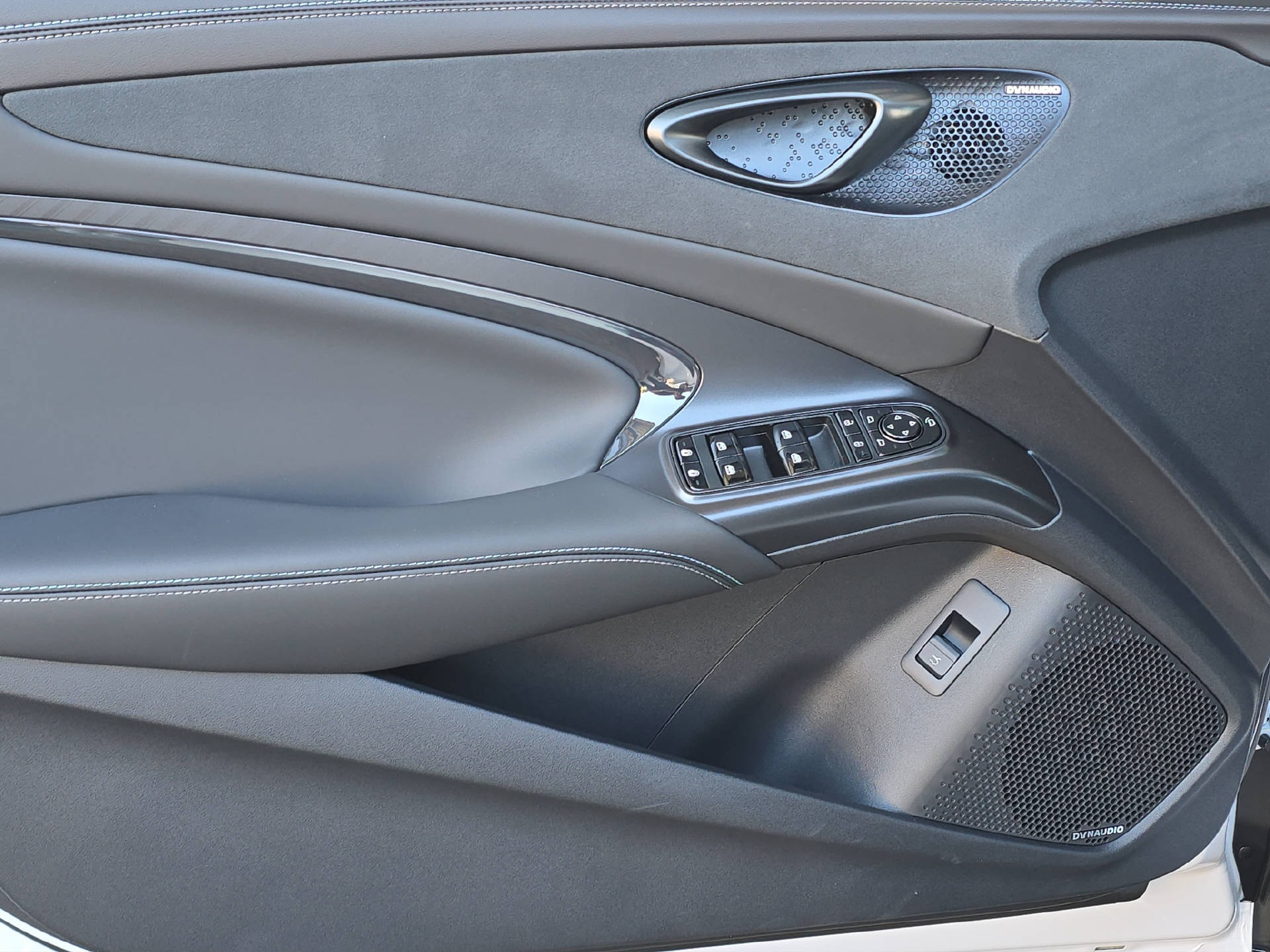 BYD Seal Excellence-image-18