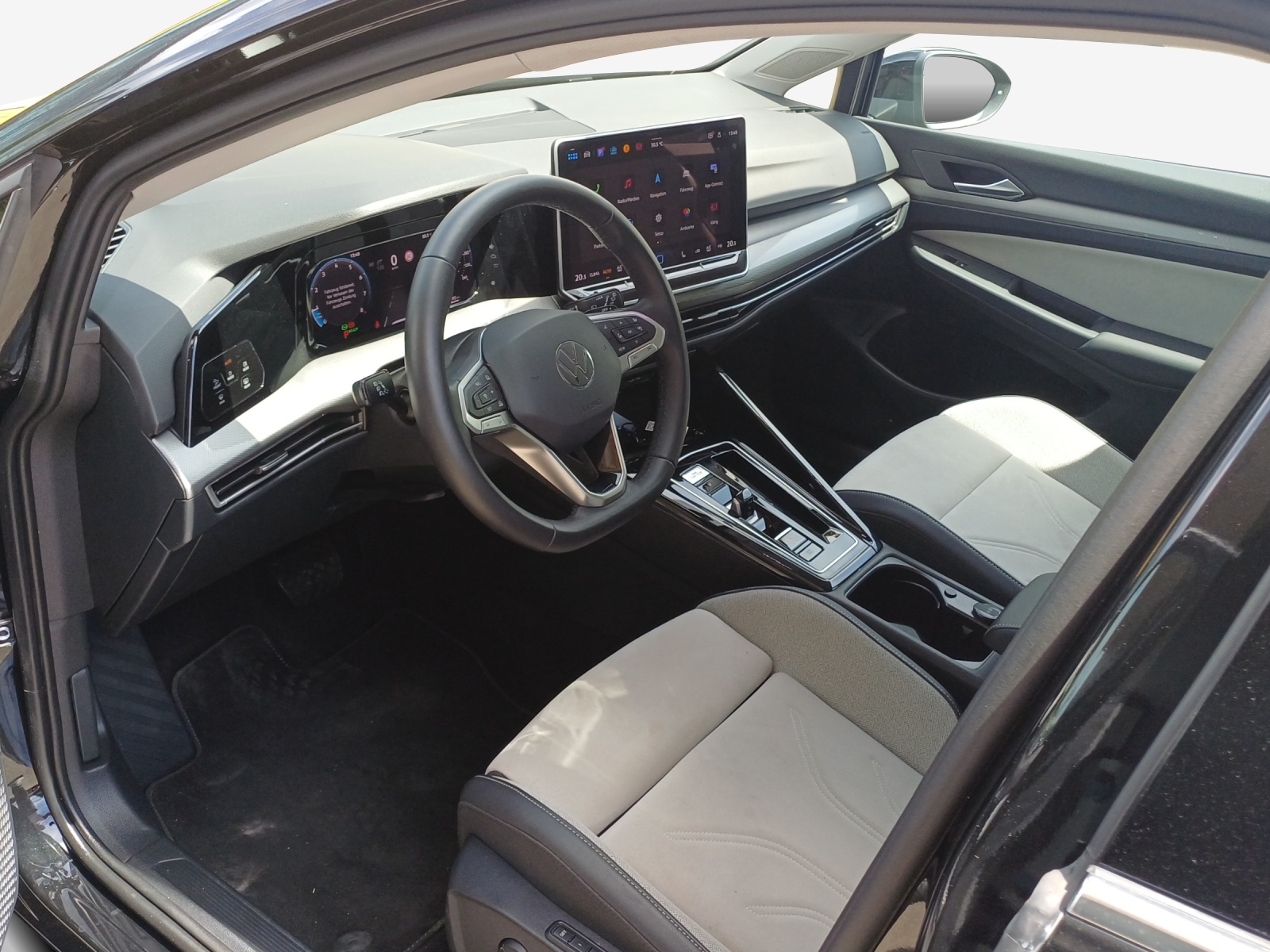 VW Golf 1.5 e TSI mHEV Style DSG-image-7