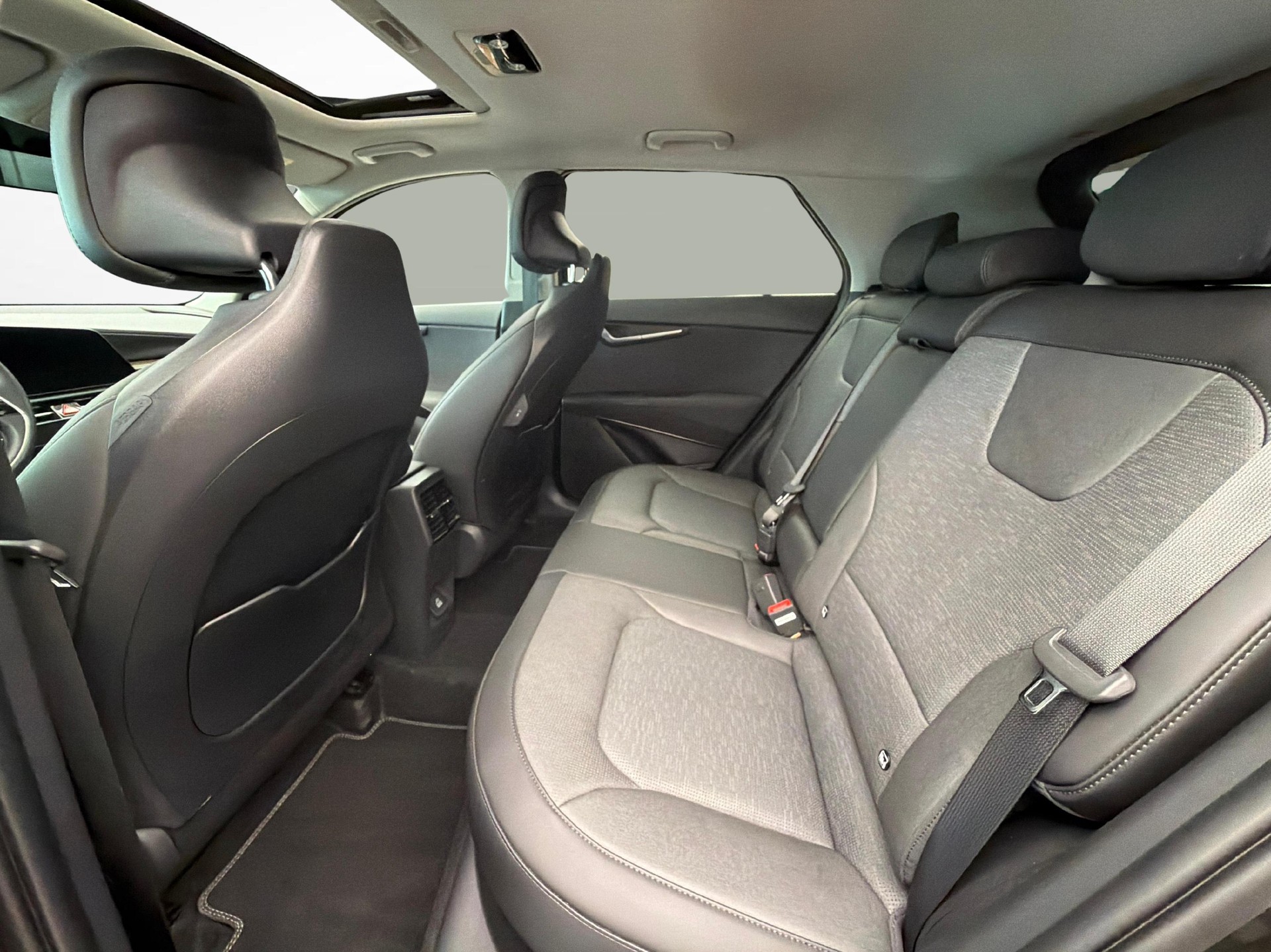 KIA Niro 1.6 GDi Plug-in Hybrid Style-image-11