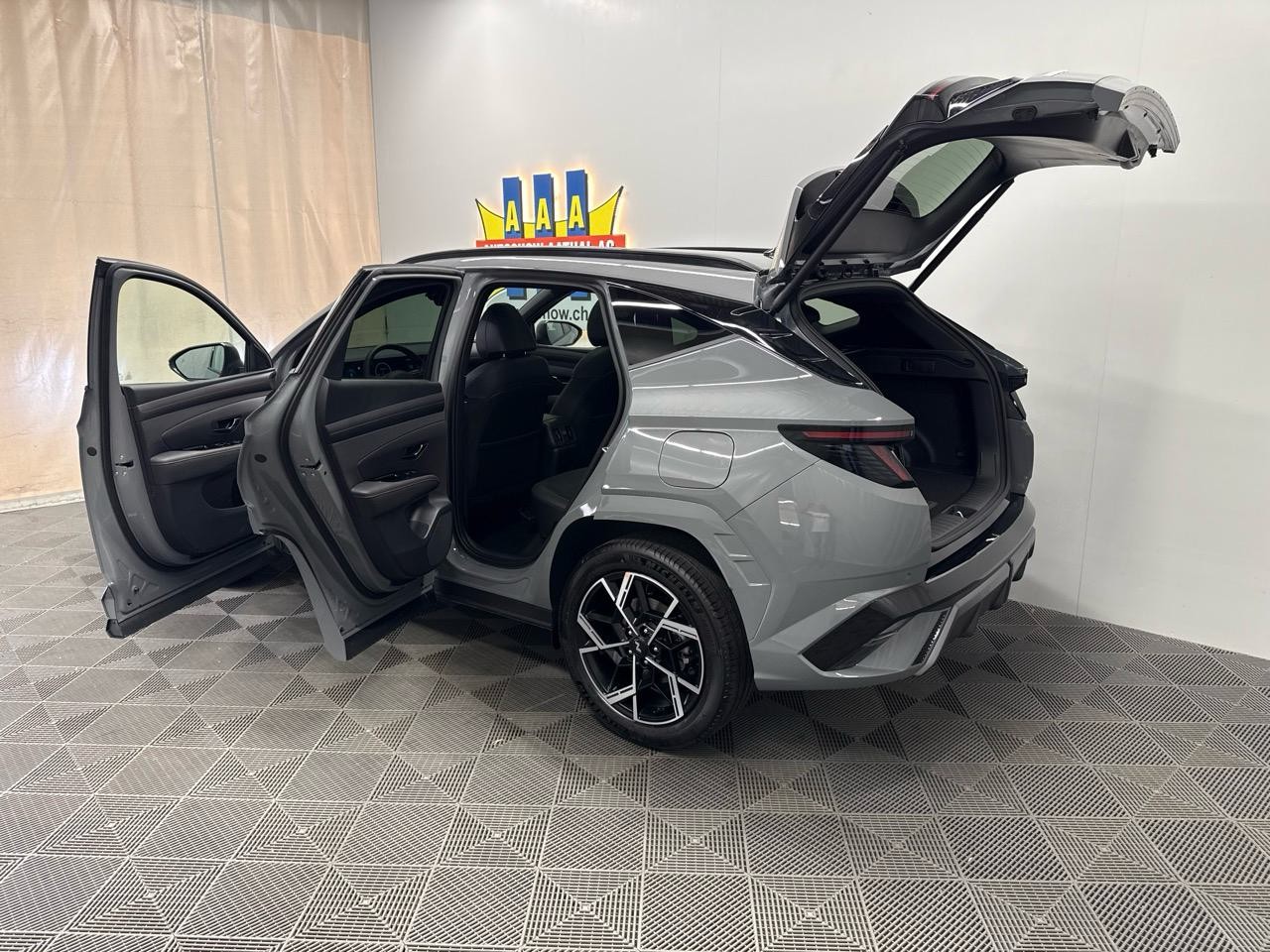 HYUNDAI Tucson 1.6 TGDI N-Line 4WD DCT-image-13