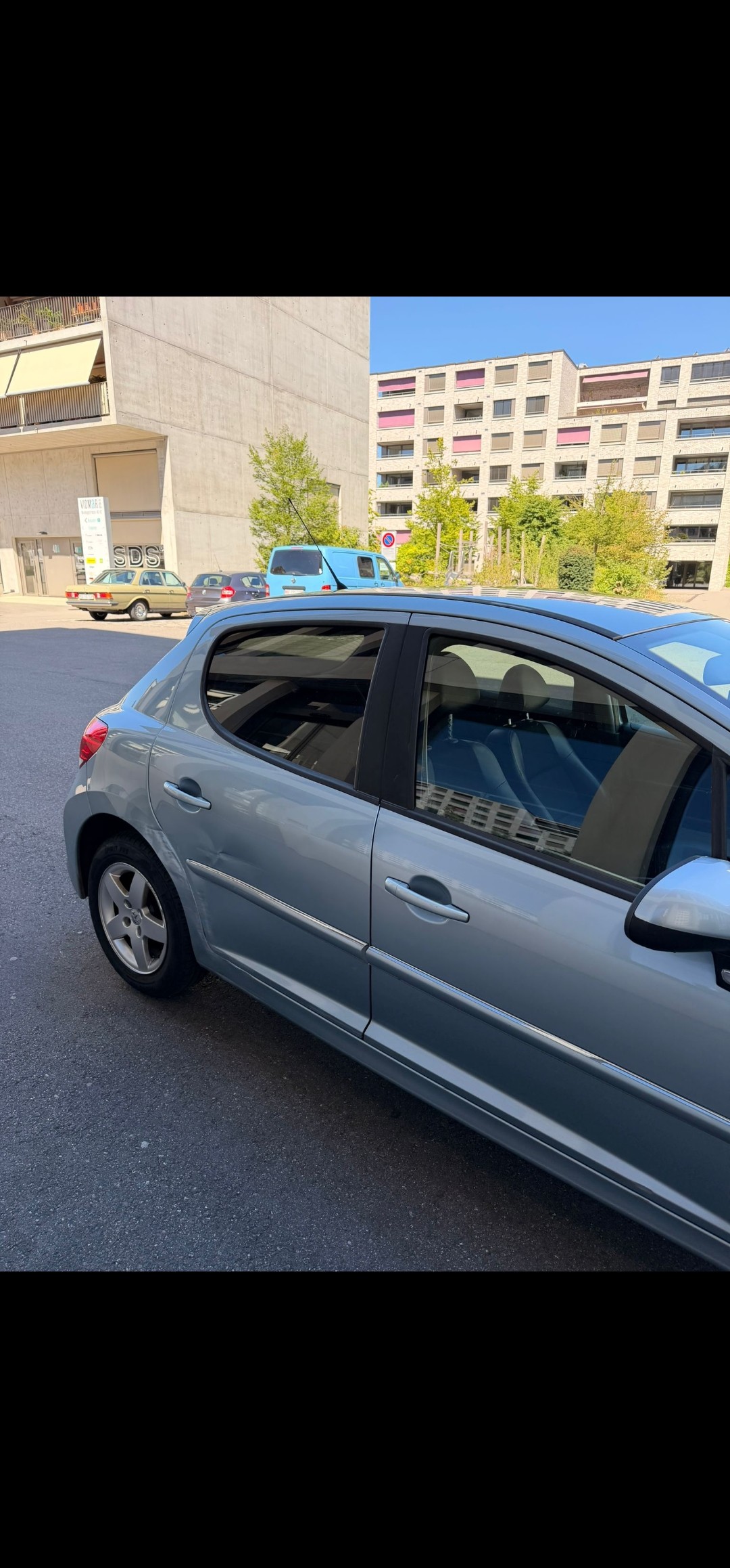 PEUGEOT 207 1.6 16V Sport Automatic-image-2