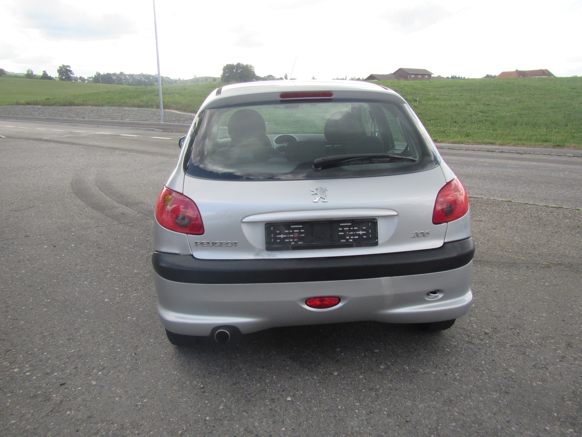 PEUGEOT 206 1.4 16V Look-image-2
