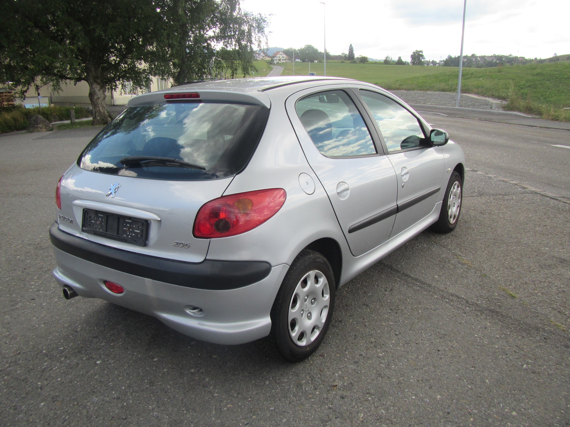 PEUGEOT 206 1.4 16V Look-image-3