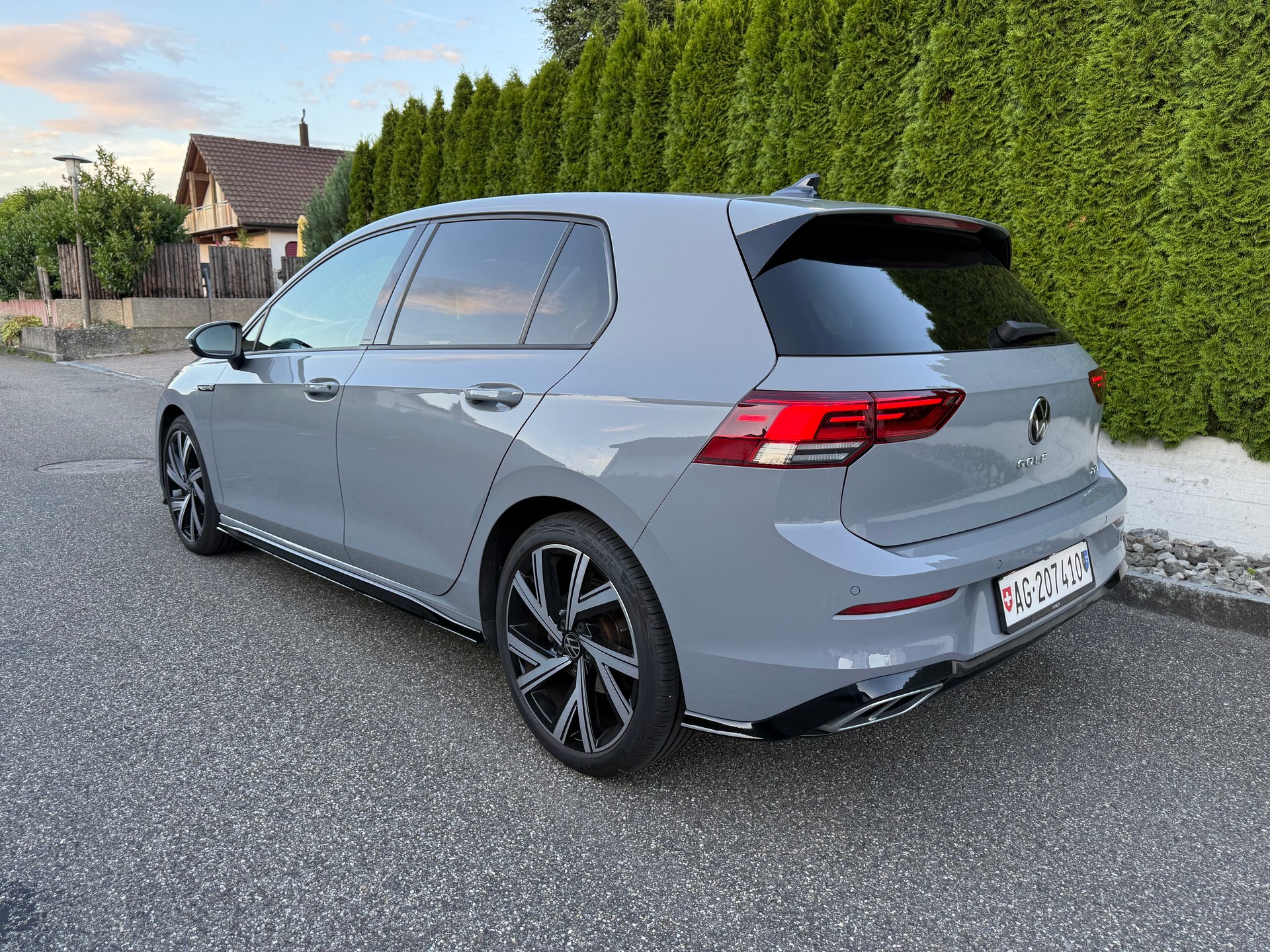 VW 1.5 eTSI R-Line DSG (netto)-image-1
