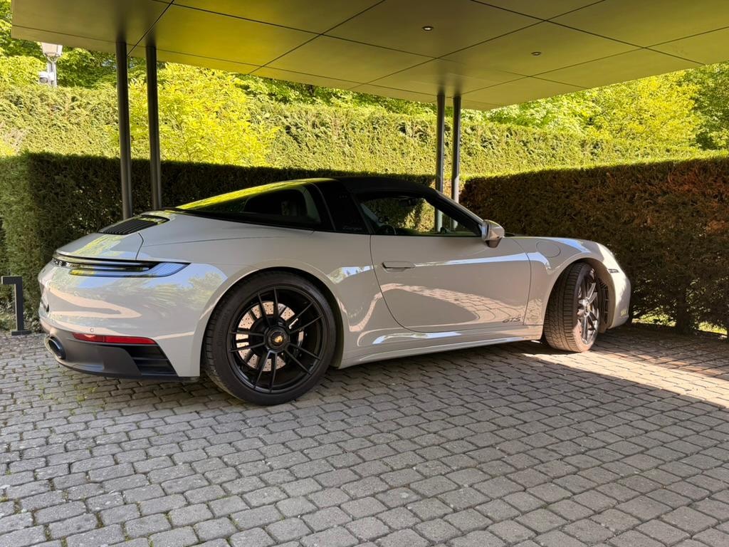 PORSCHE 3.0 Carrera 4 GTS PDK Targa-image-1