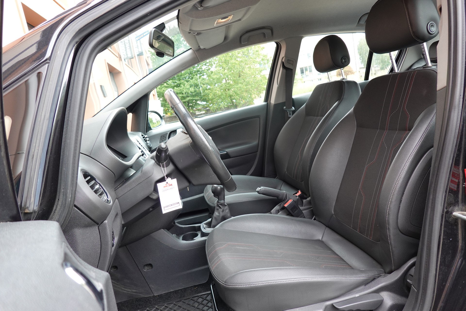 OPEL Corsa 1.4 TP -"*CH Vehicule * 8 Pneus * Sieges/Volant chauffants * Capteur stationnement * Tempomat *"-image-15