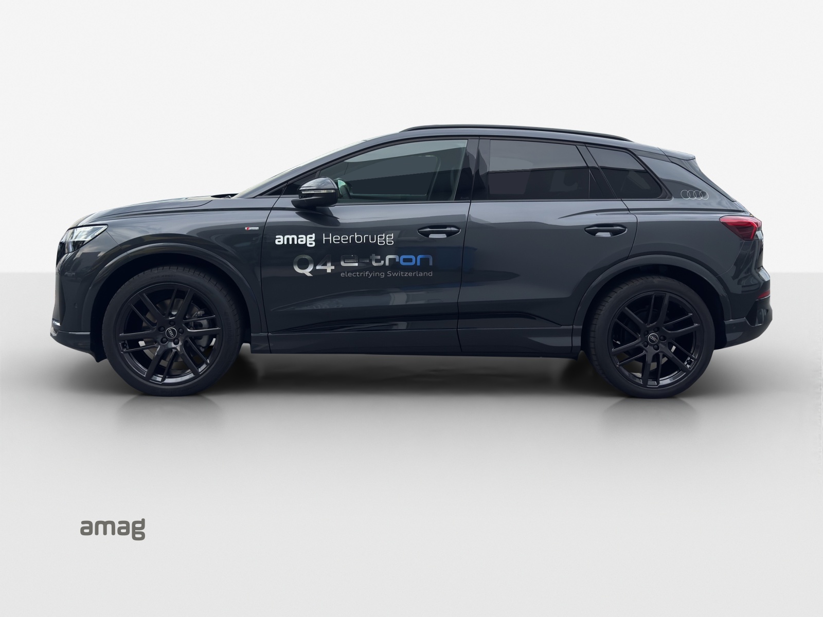 AUDI Q4 e-tron SUV quattro performance-image-1