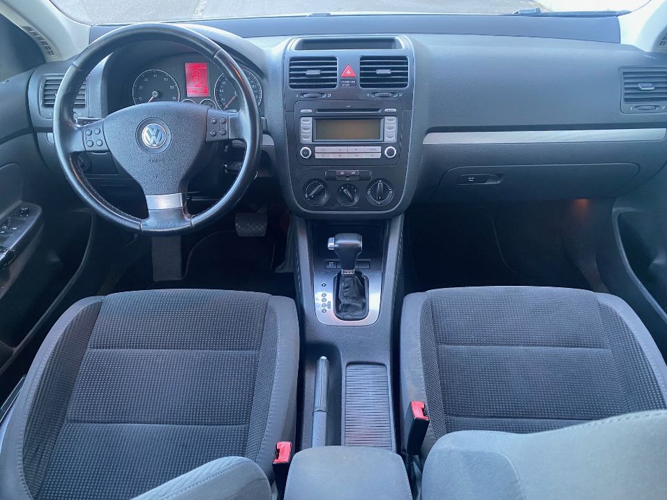 VW Golf Variant 1.4 TSI Comfortline DSG-image-4