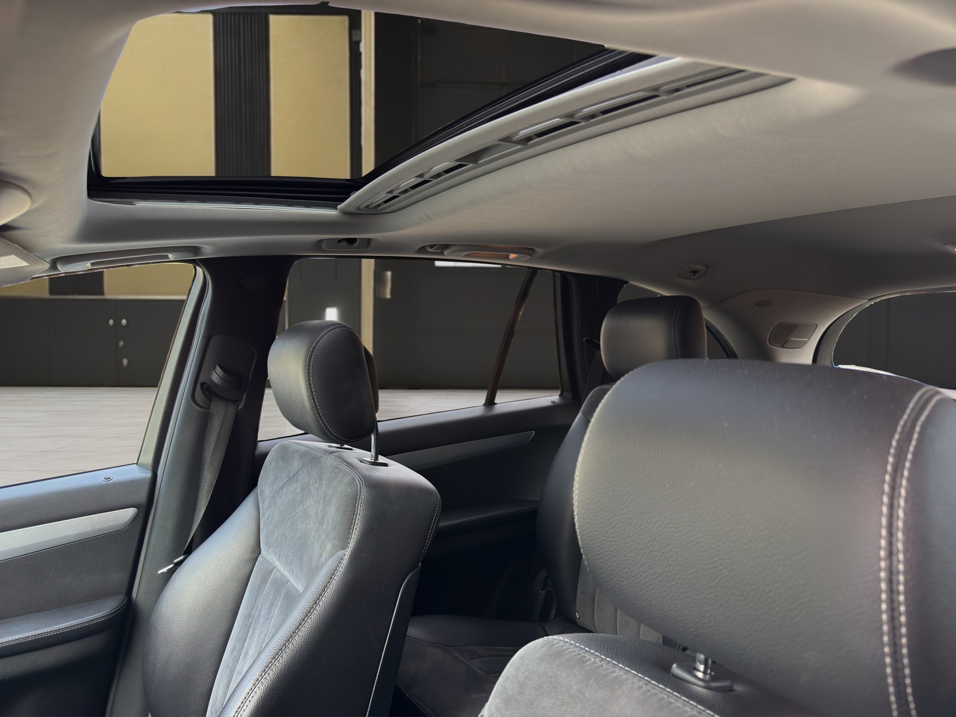 MERCEDES-BENZ R 320 V6 CDI 4matic-image-9
