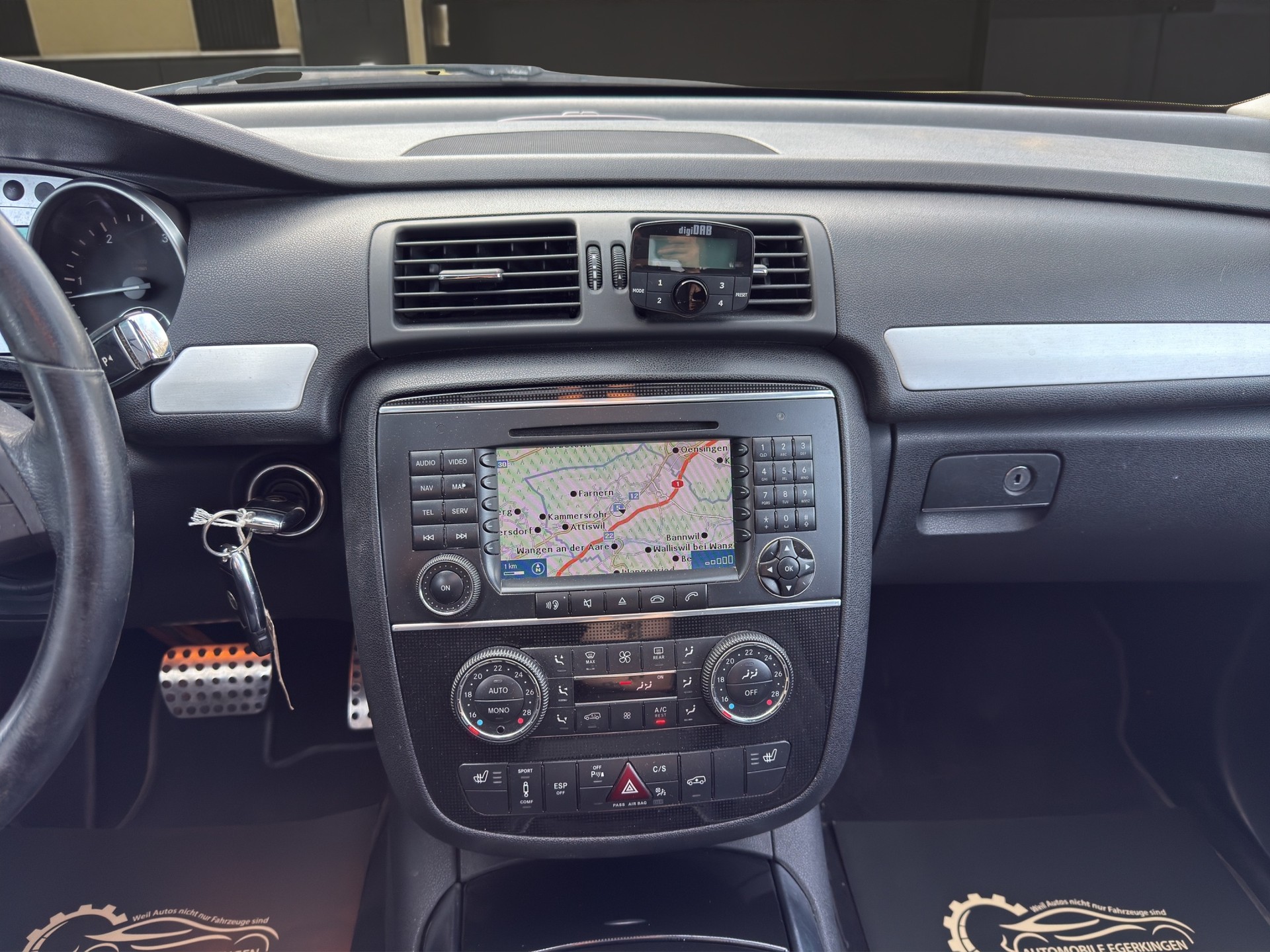 MERCEDES-BENZ R 320 V6 CDI 4matic-image-15