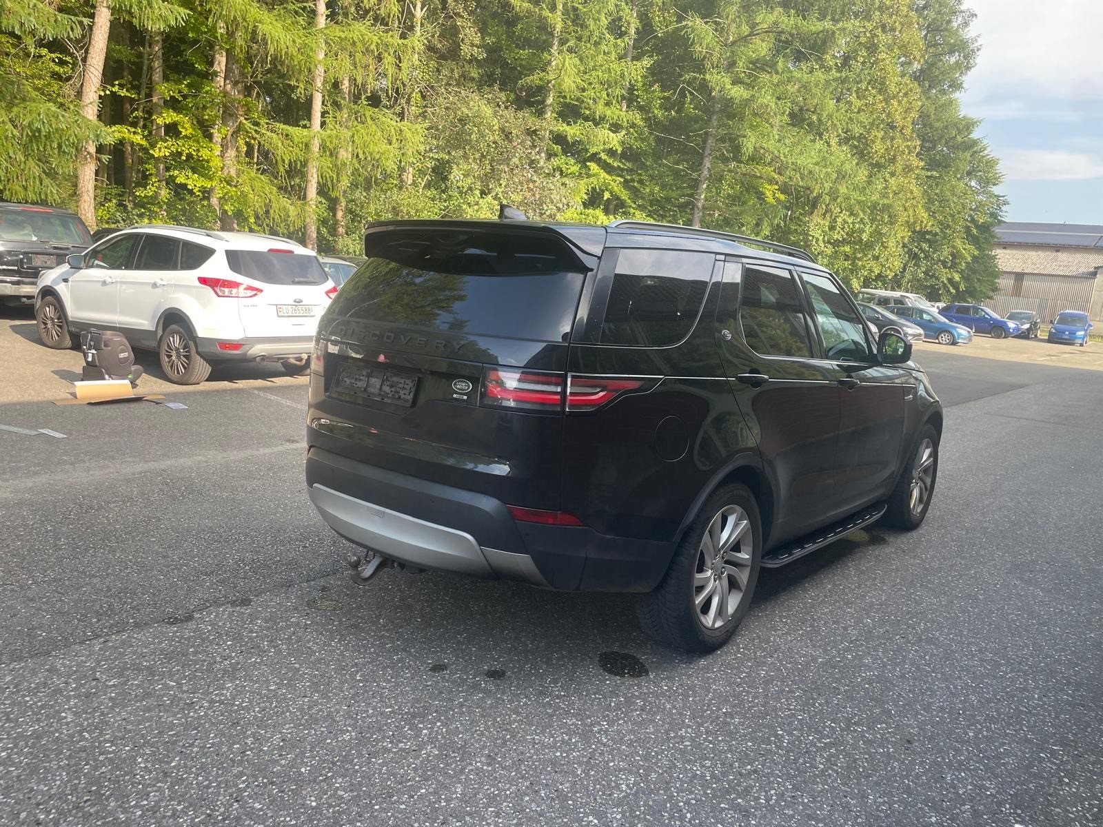 LAND ROVER Discovery 2.0 SD4 HSE Luxury Automatic-image-2