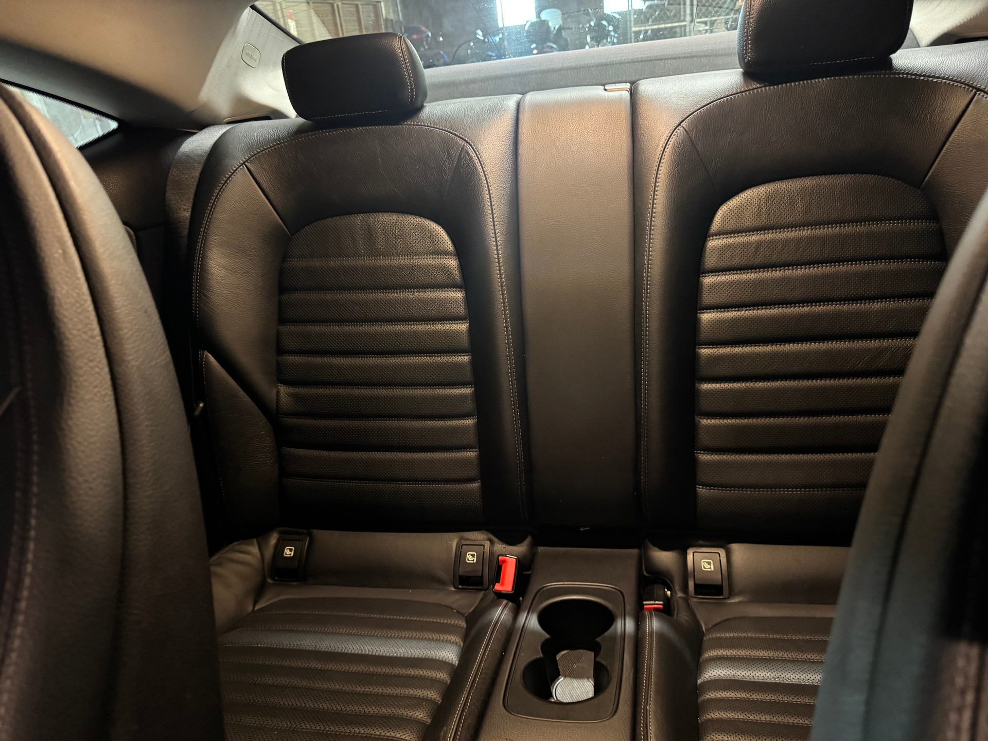 MERCEDES-BENZ C 250-image-3