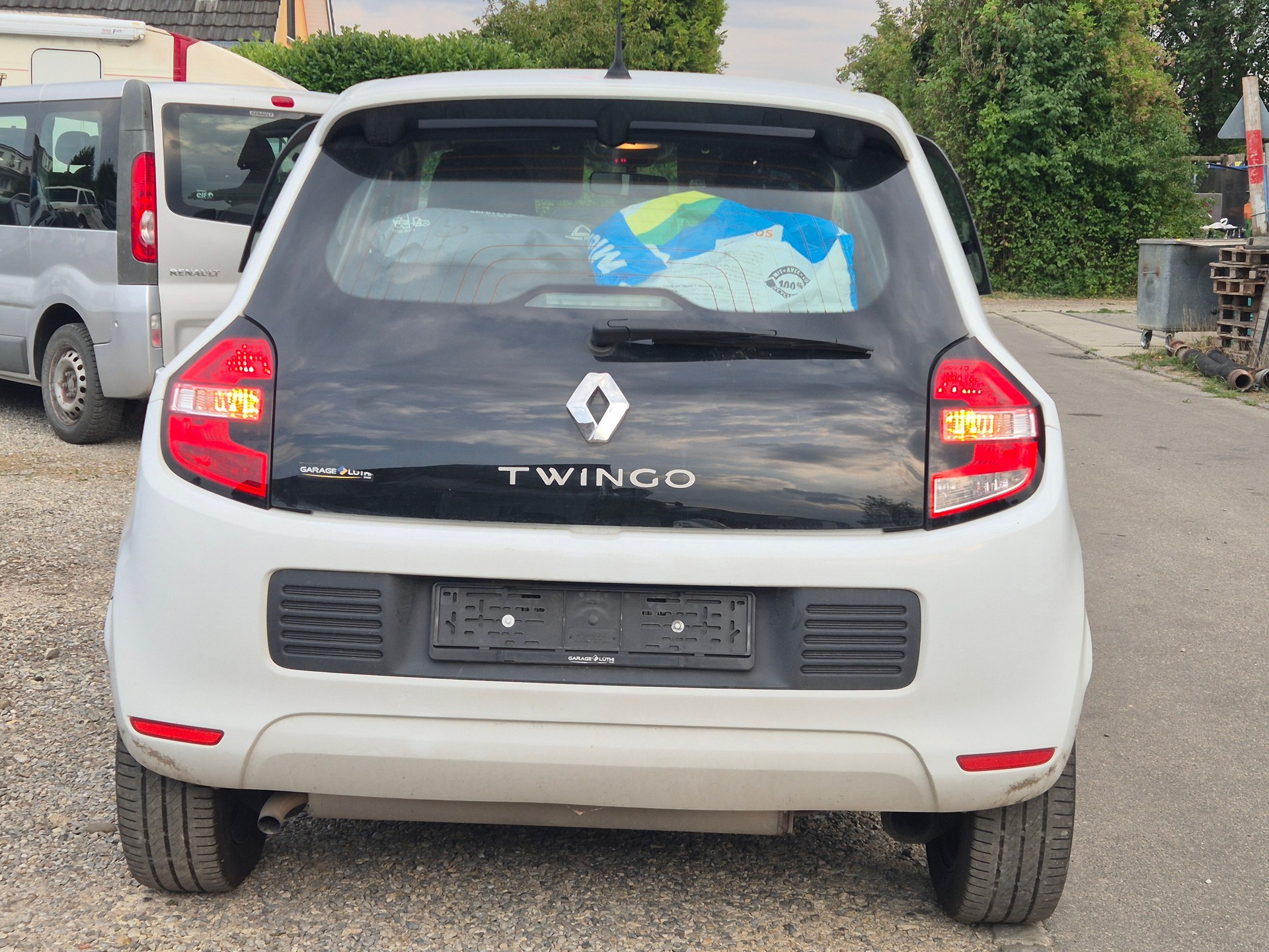 RENAULT Twingo 2018 1. Hand Schalter MFK möglich-image-4