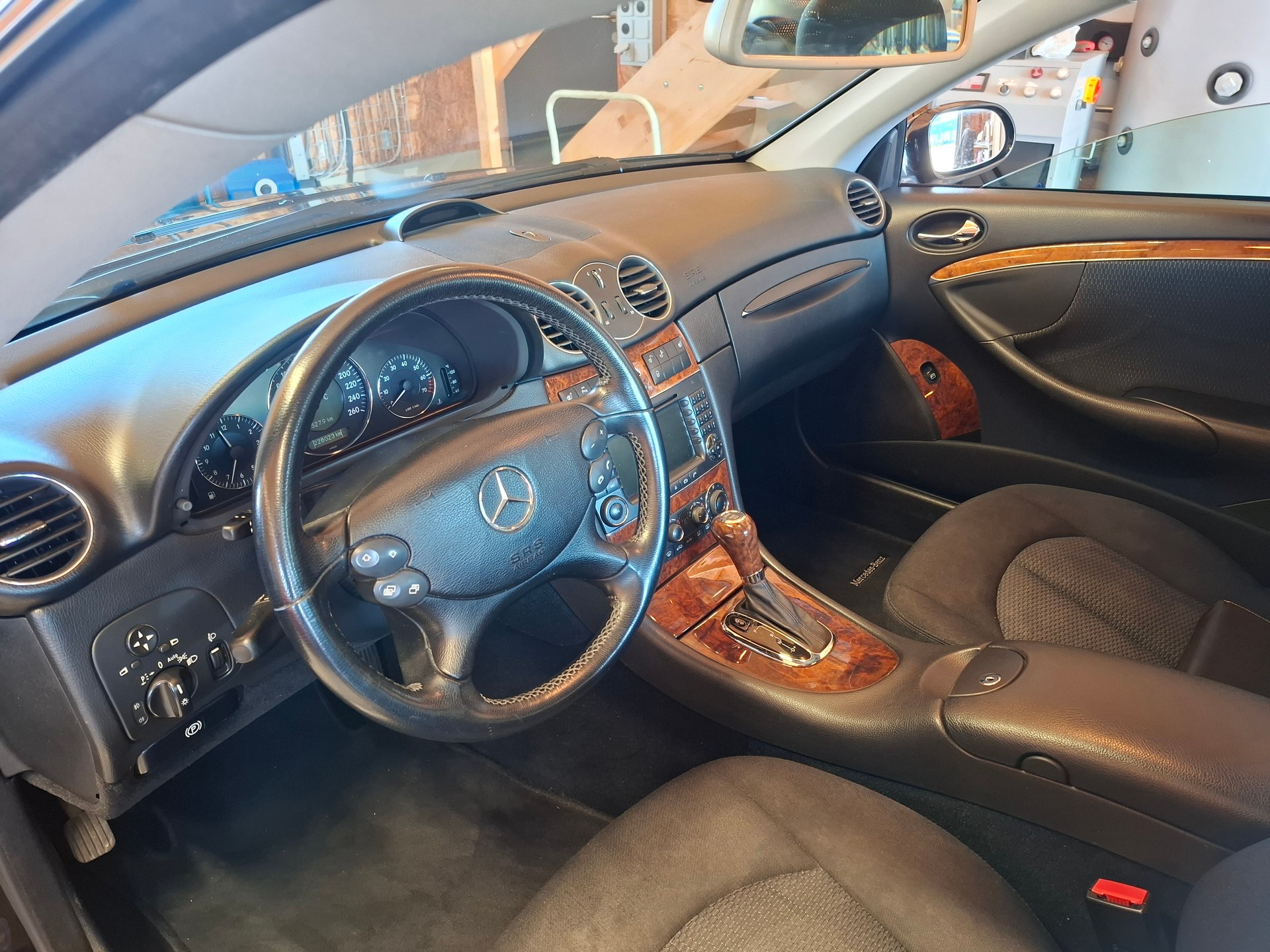 MERCEDES-BENZ CLK 280 Avantgarde-image-2