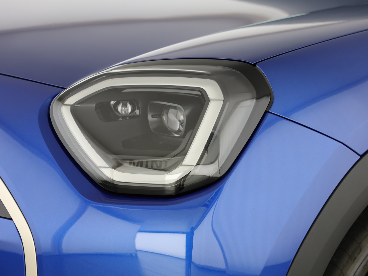 MINI Aceman E-image-5