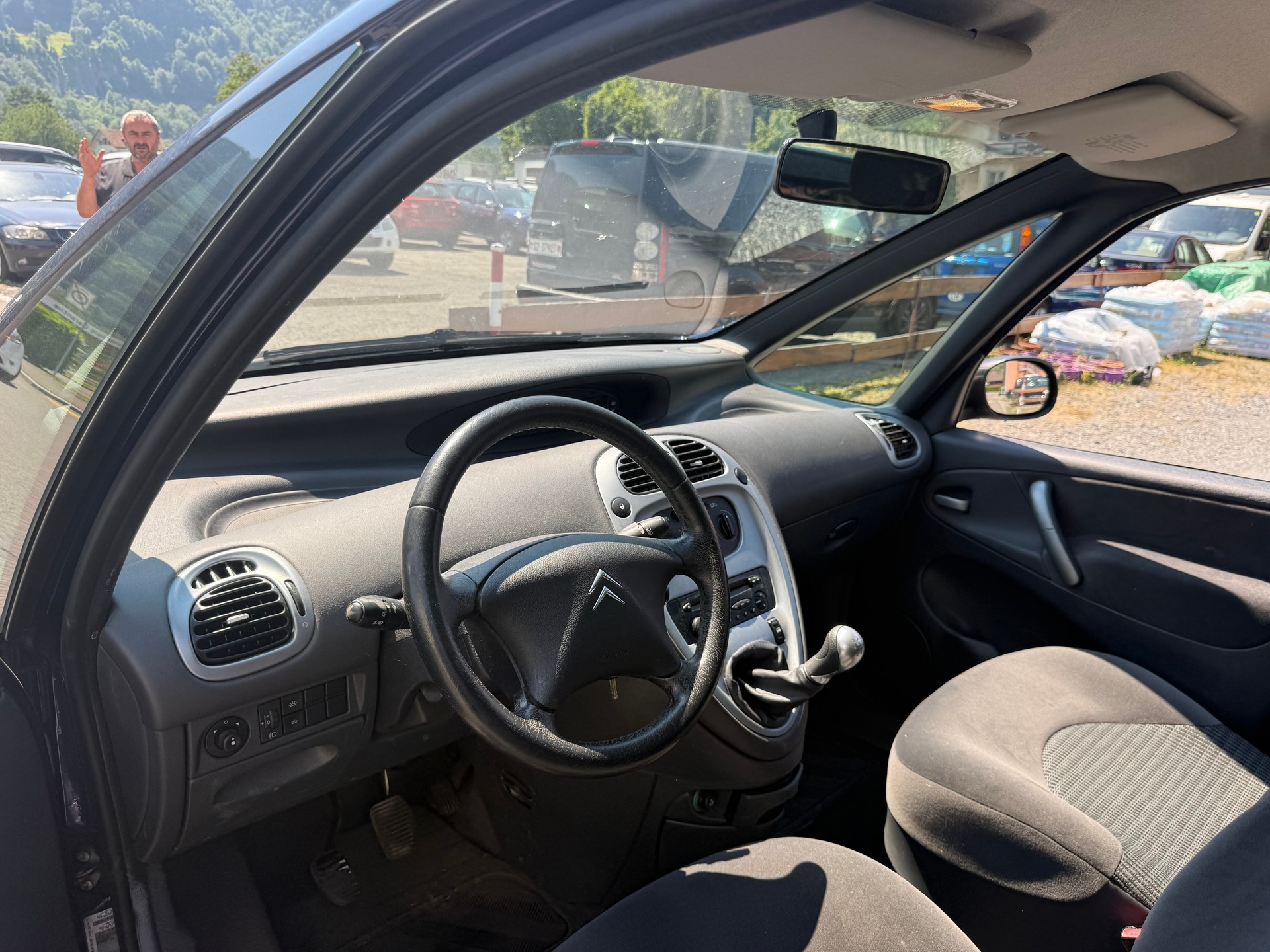 CITROEN Xsara Picasso 1.6i 16V Exclusive-image-5