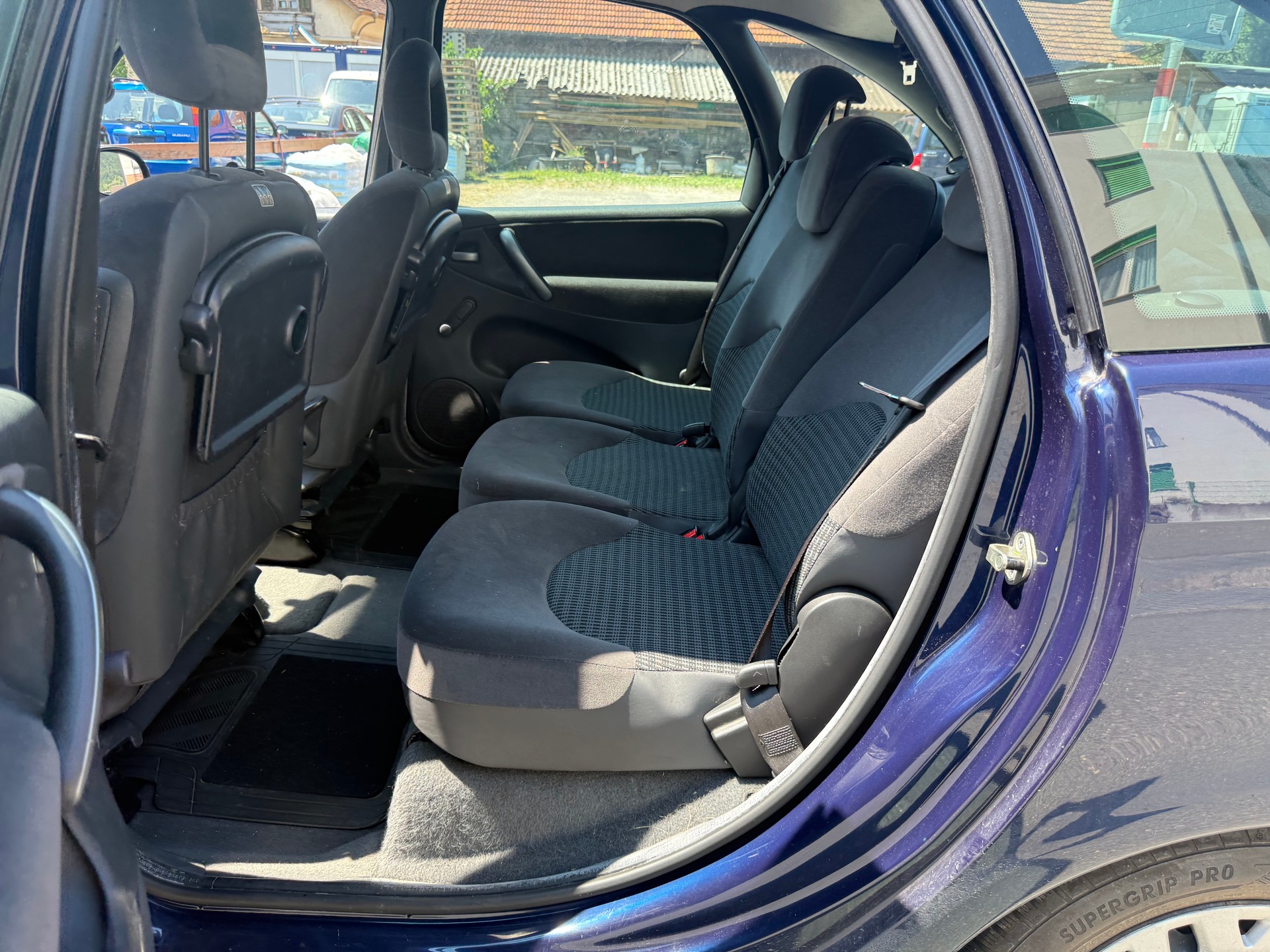 CITROEN Xsara Picasso 1.6i 16V Exclusive-image-3
