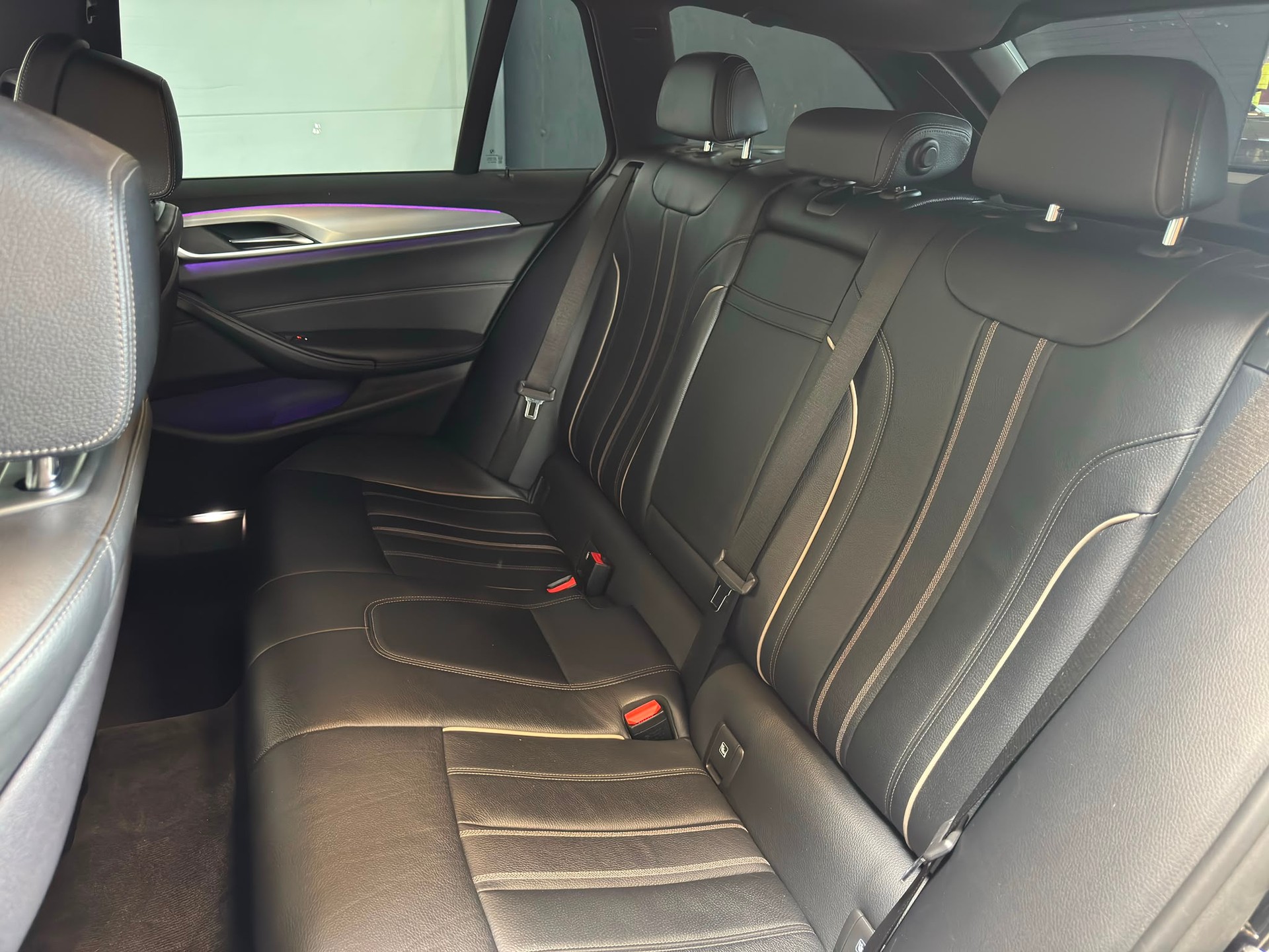 BMW 520d xDrive paddles Touring-image-12
