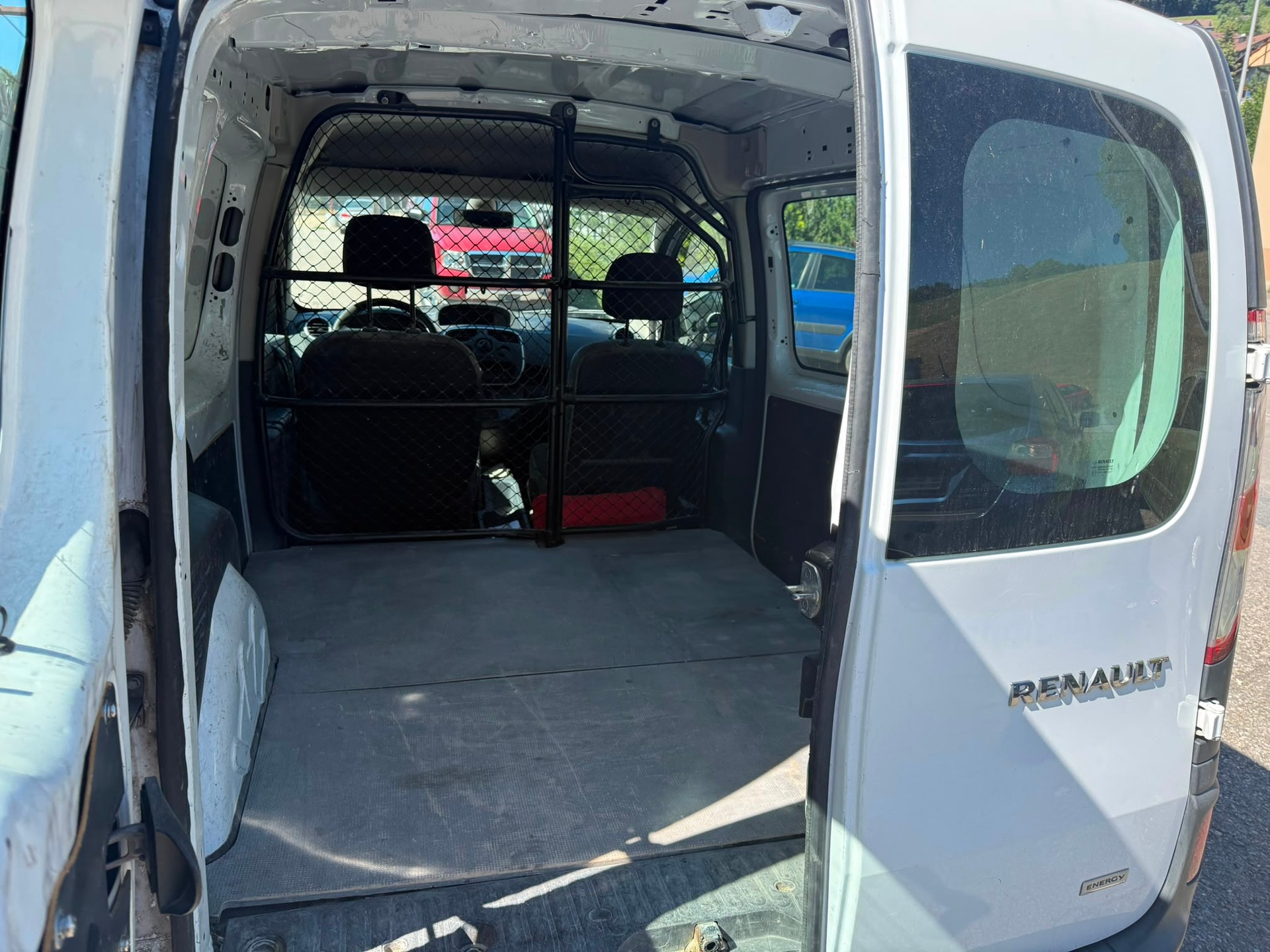 RENAULT Kangoo Medium TCe 115 ENERGY Business-image-5