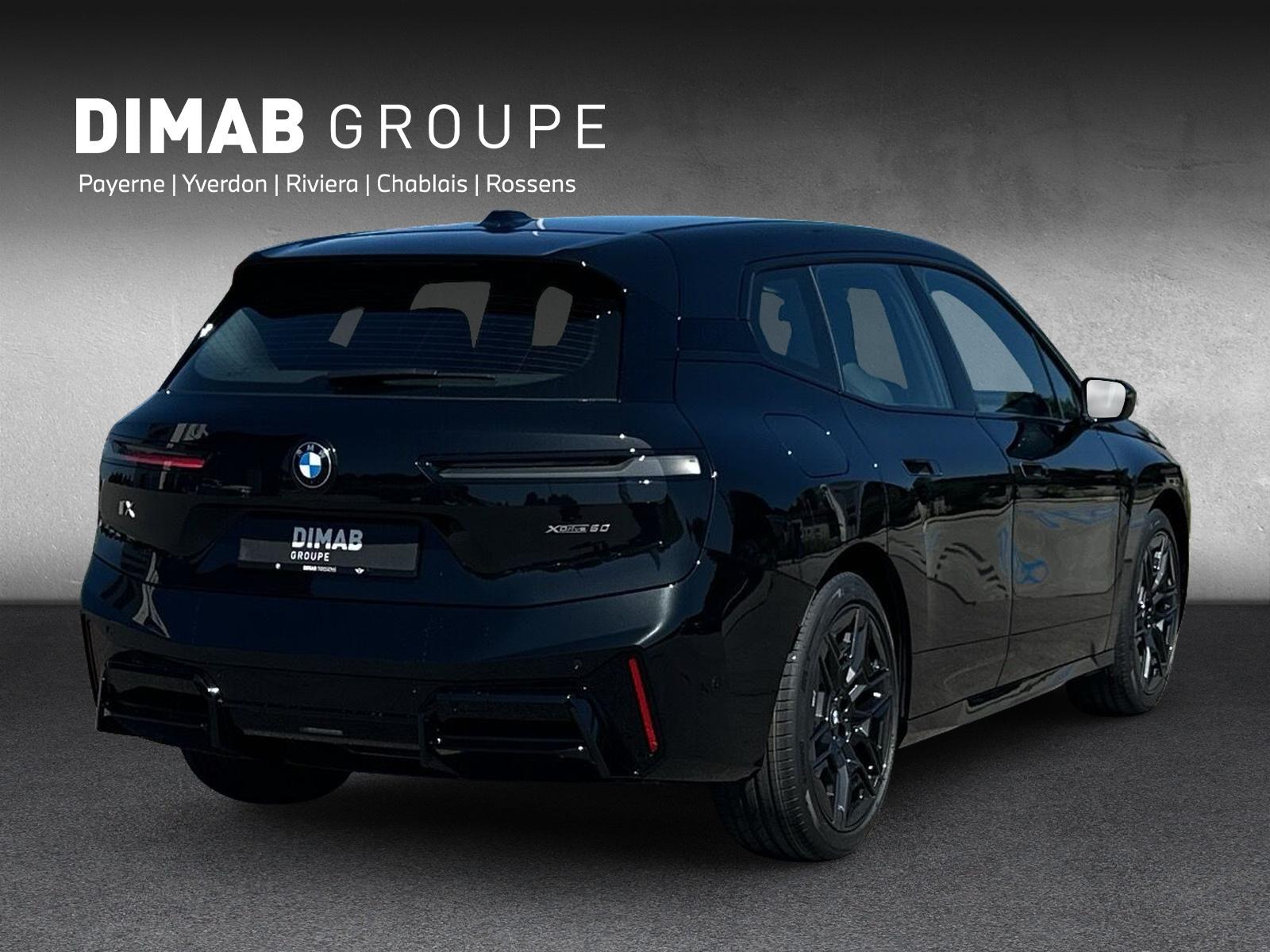 BMW iX xDrive60 M Sport Pro (CH) AHK 2.5T ** Action de Leasing à 0.9% **-image-4