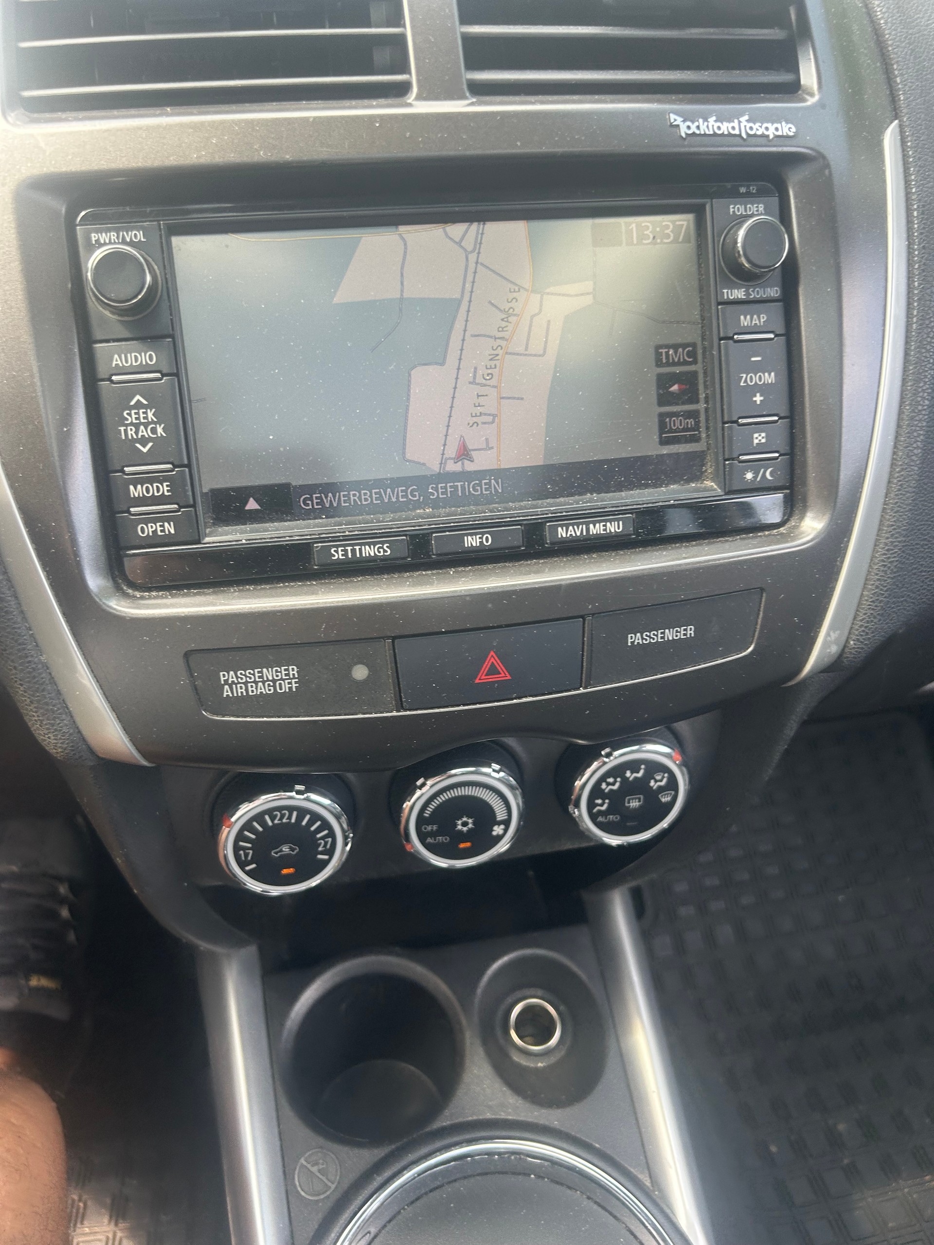 CITROEN C4 1.2 Pure Tech Feel Automatic-image-6