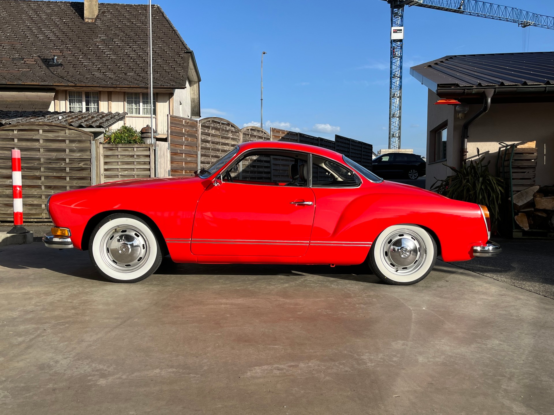 VW KARMANN-GHIA-image-1