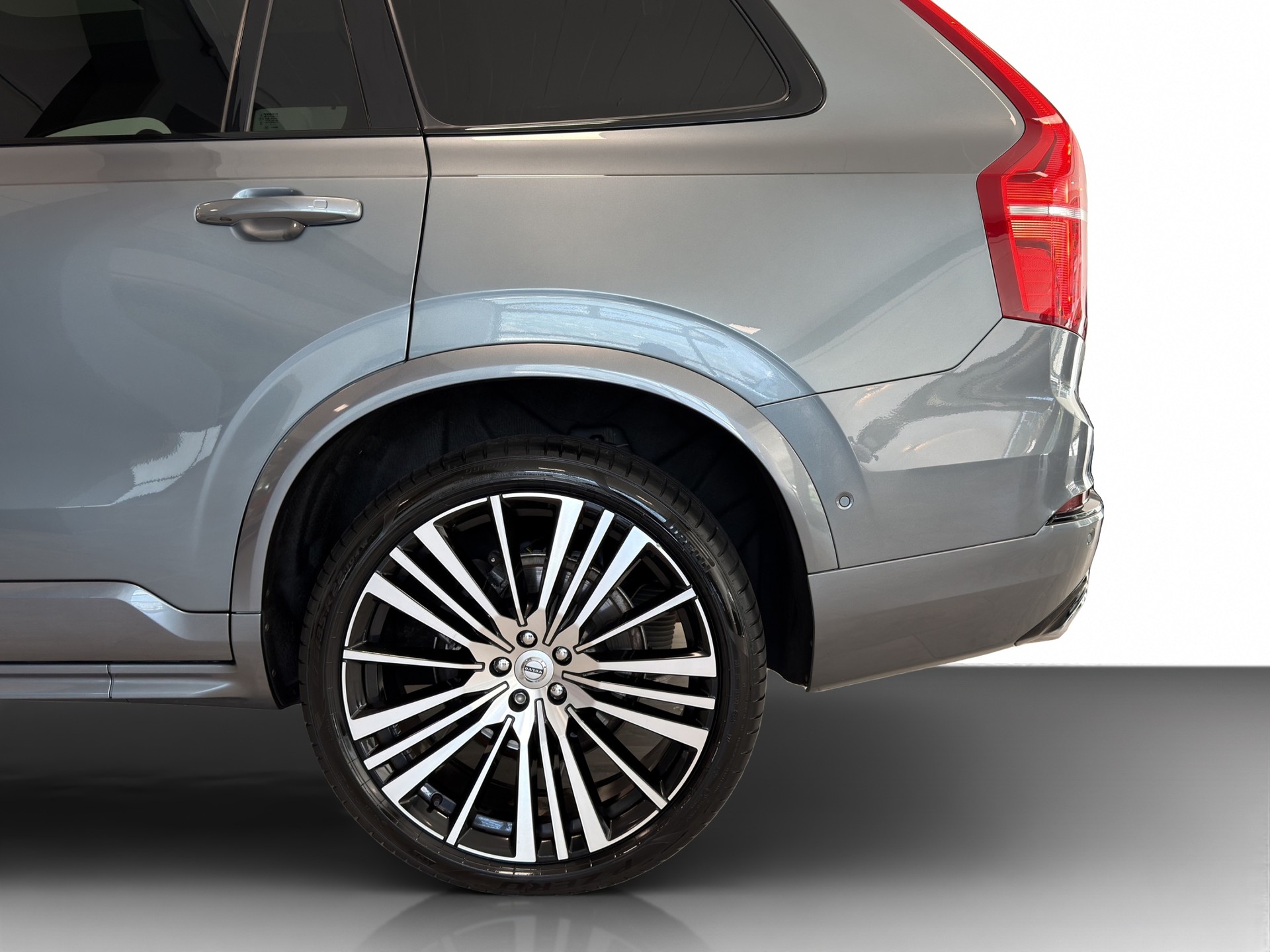 VOLVO XC90 T6 AWD R-Design Geartronic-image-15