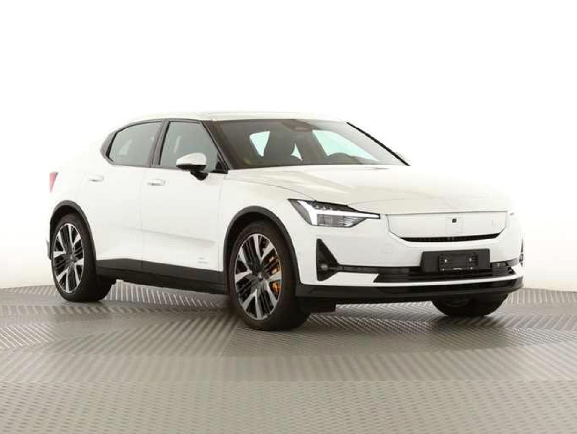 POLESTAR Polestar 2 Long Range Dual Performance 82 kWh MY25-image-0