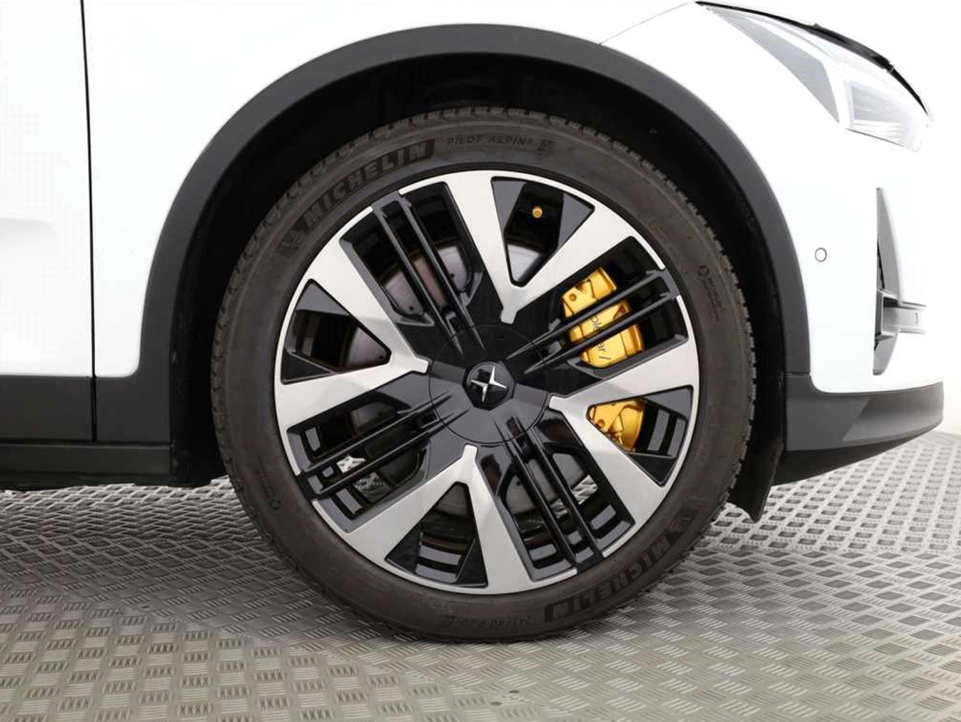 POLESTAR Polestar 2 Long Range Dual Performance 82 kWh MY25-image-10
