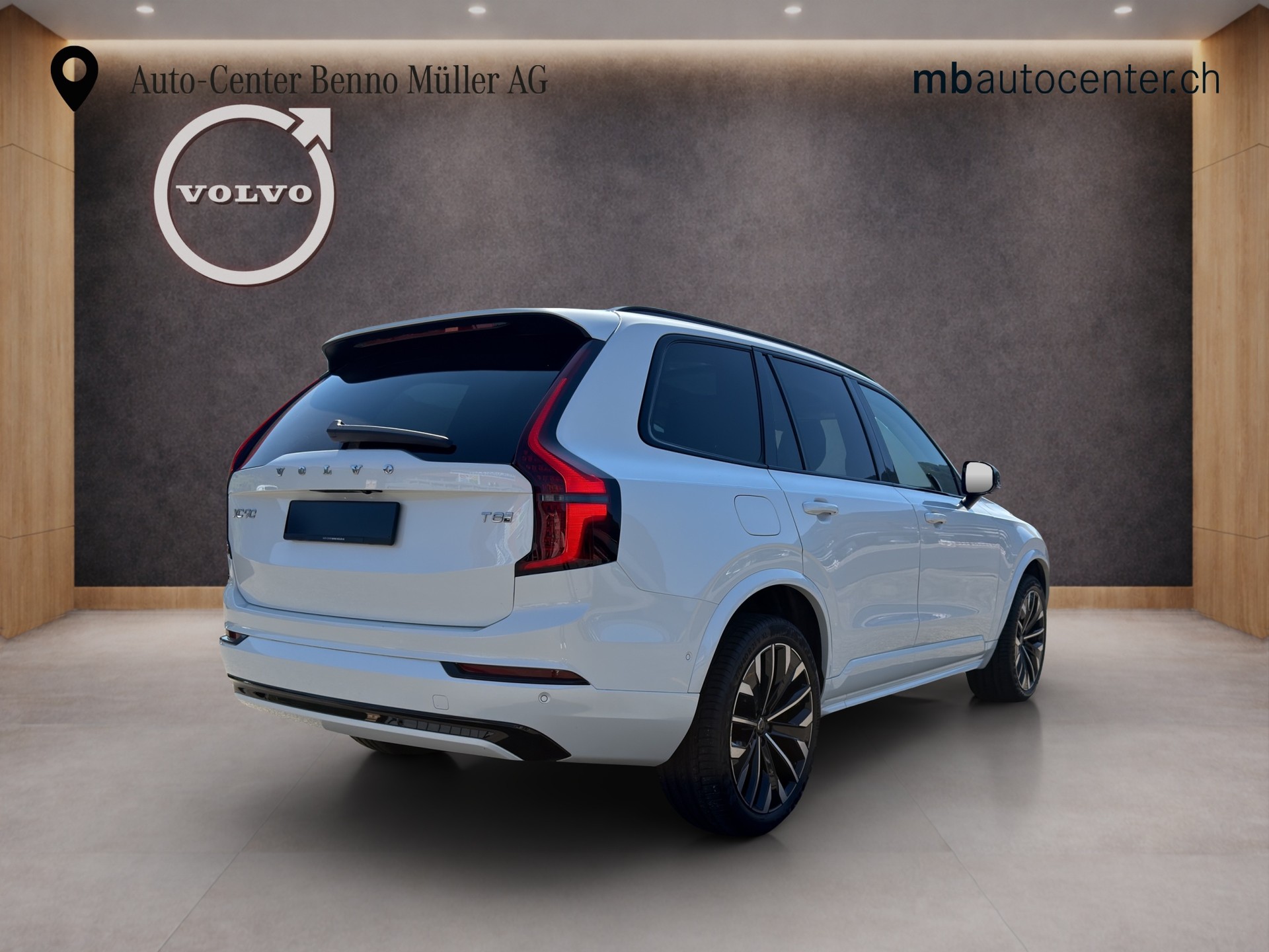 VOLVO XC90 2.0 T8 TE Ultra Dark eAWD-image-4
