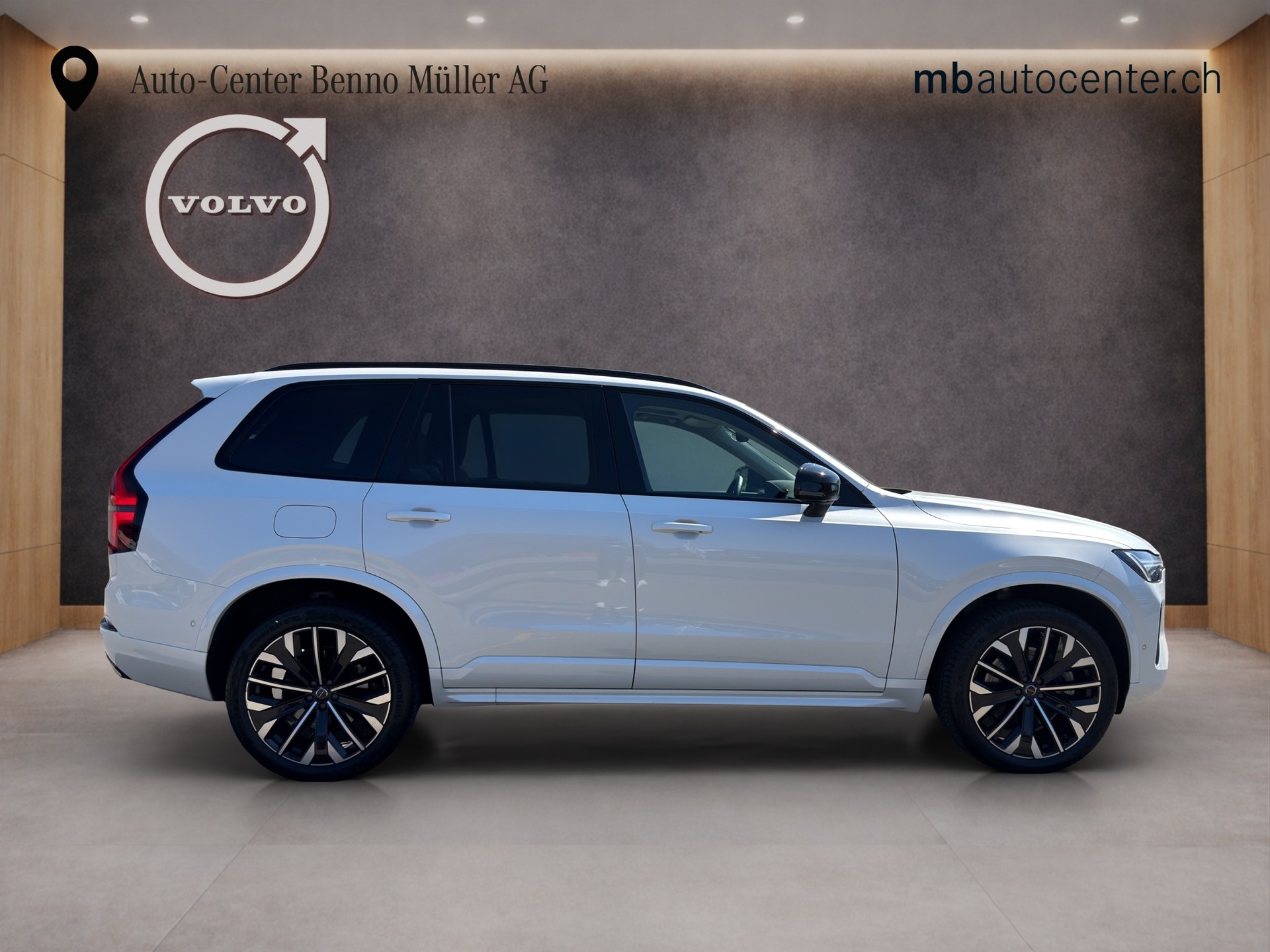 VOLVO XC90 2.0 T8 TE Ultra Dark eAWD-image-5