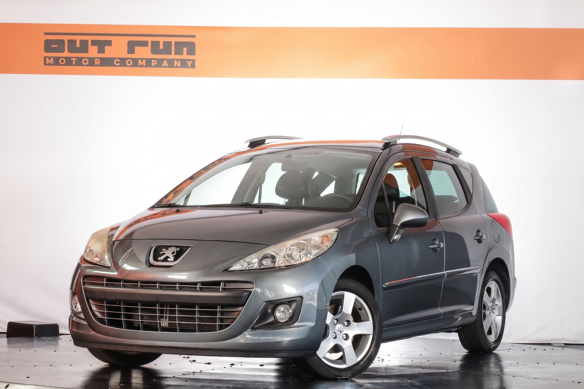 PEUGEOT 207 SW 1.6 16V Allure-image-0