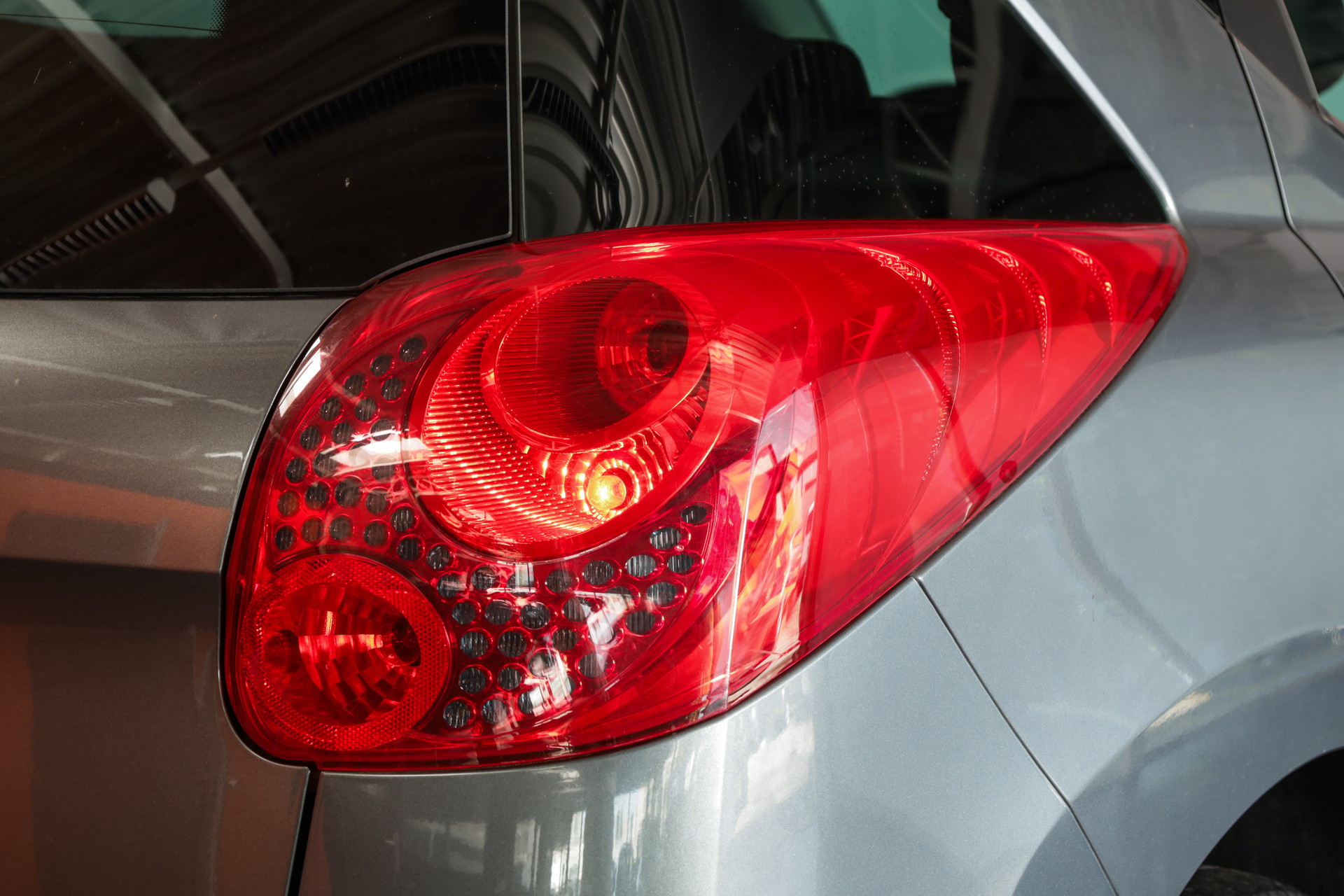 PEUGEOT 207 SW 1.6 16V Allure-image-5
