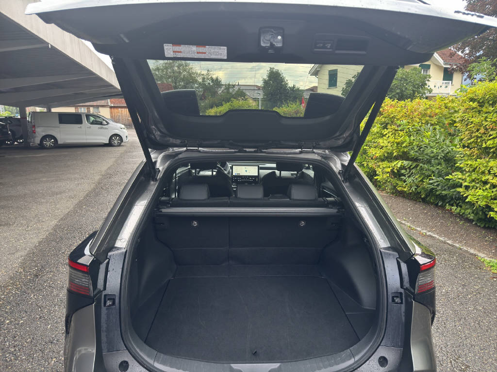 TOYOTA bZ4X Premium AWD-image-14