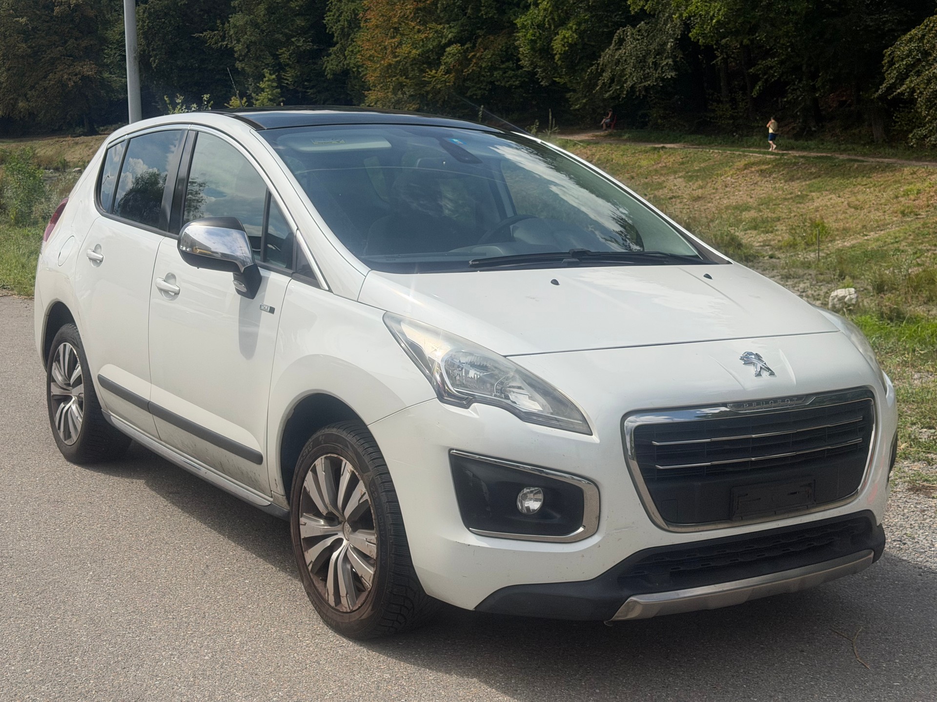 PEUGEOT 3008 1.6 16V T Style Tiptronic-image-0