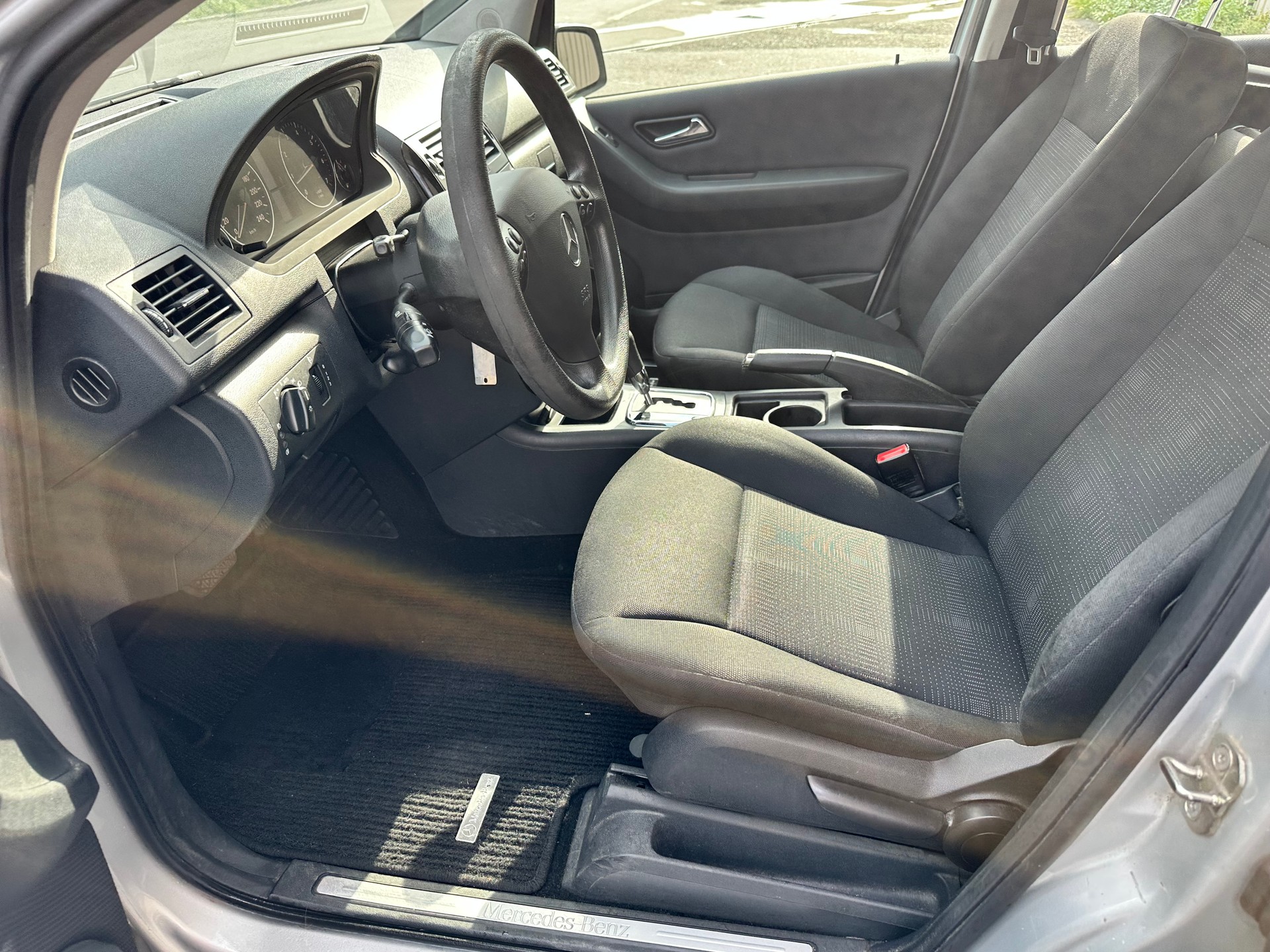 MERCEDES-BENZ A 180 (170) Avantgarde Autotronic-image-12