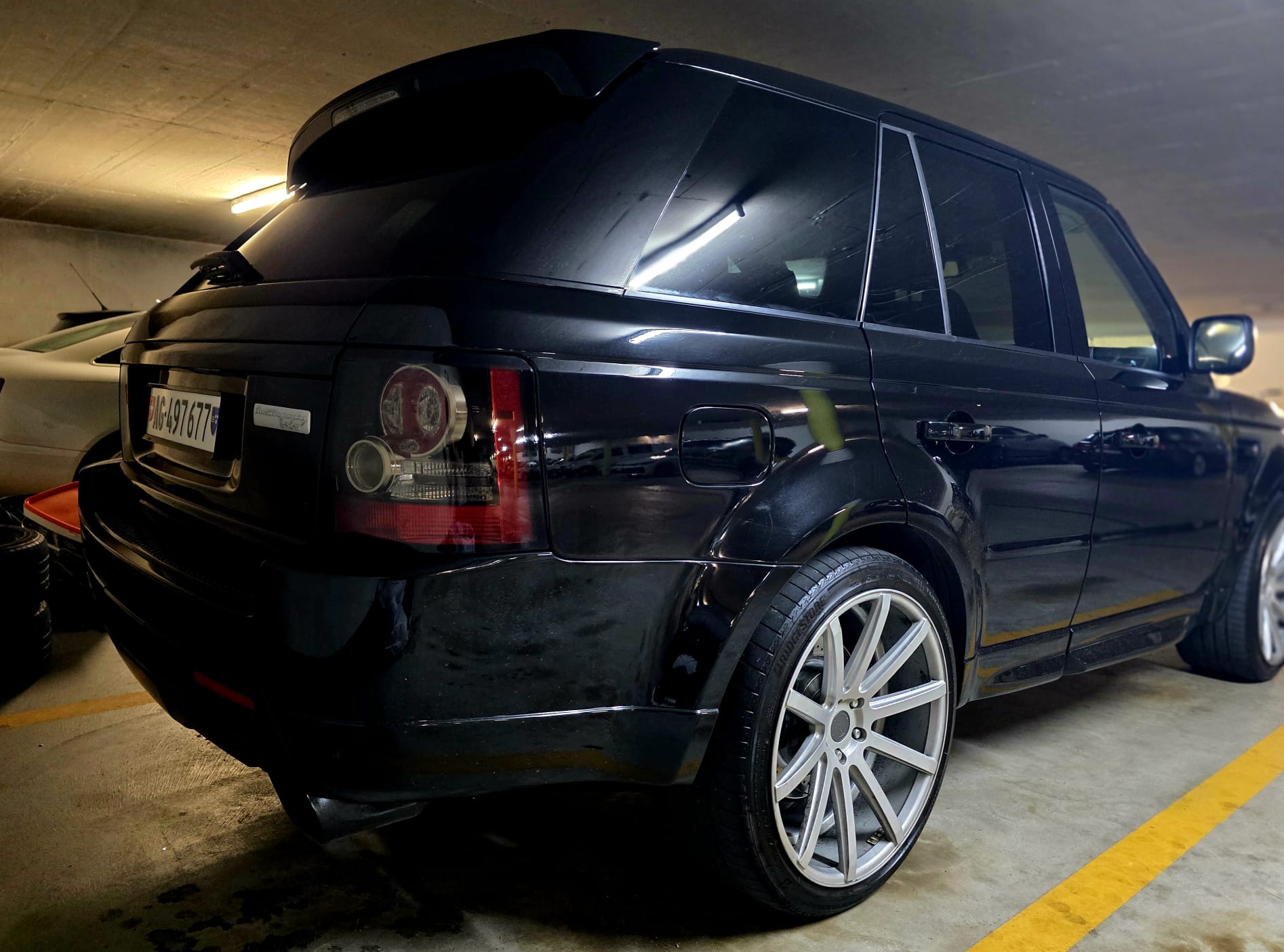 LAND ROVER Range Rover Sport 3.0 TDV6 Autobiography Automatic-image-5