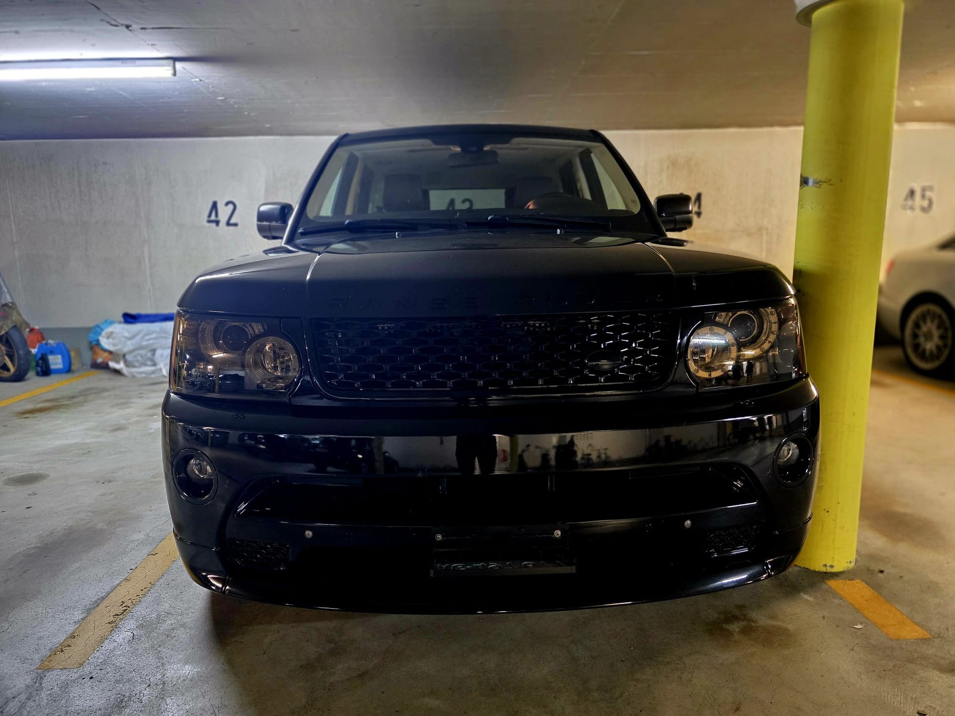 LAND ROVER Range Rover Sport 3.0 TDV6 Autobiography Automatic-image-4