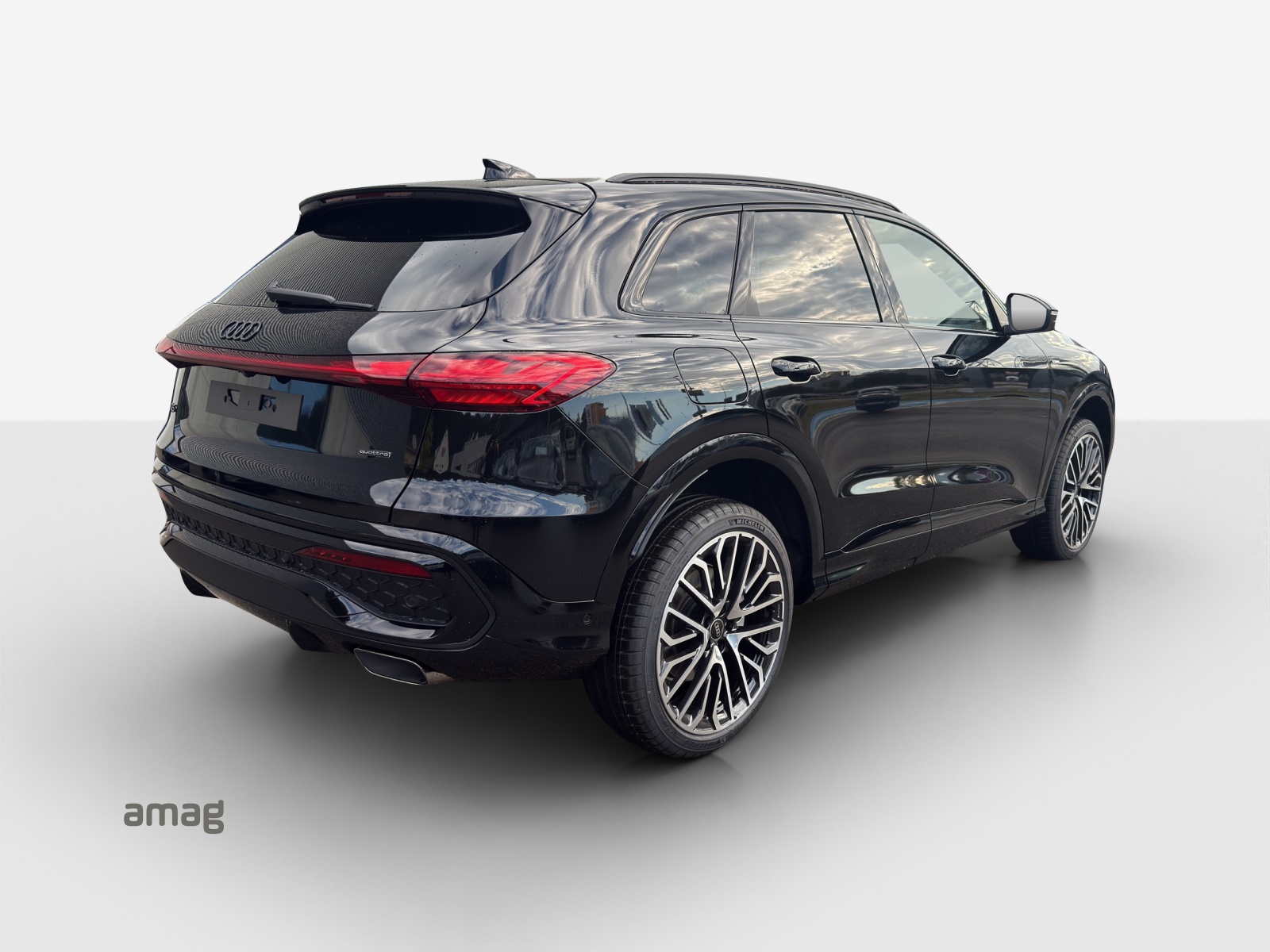 AUDI Q5 TFSI quatto 150 kW S-tronic-image-4