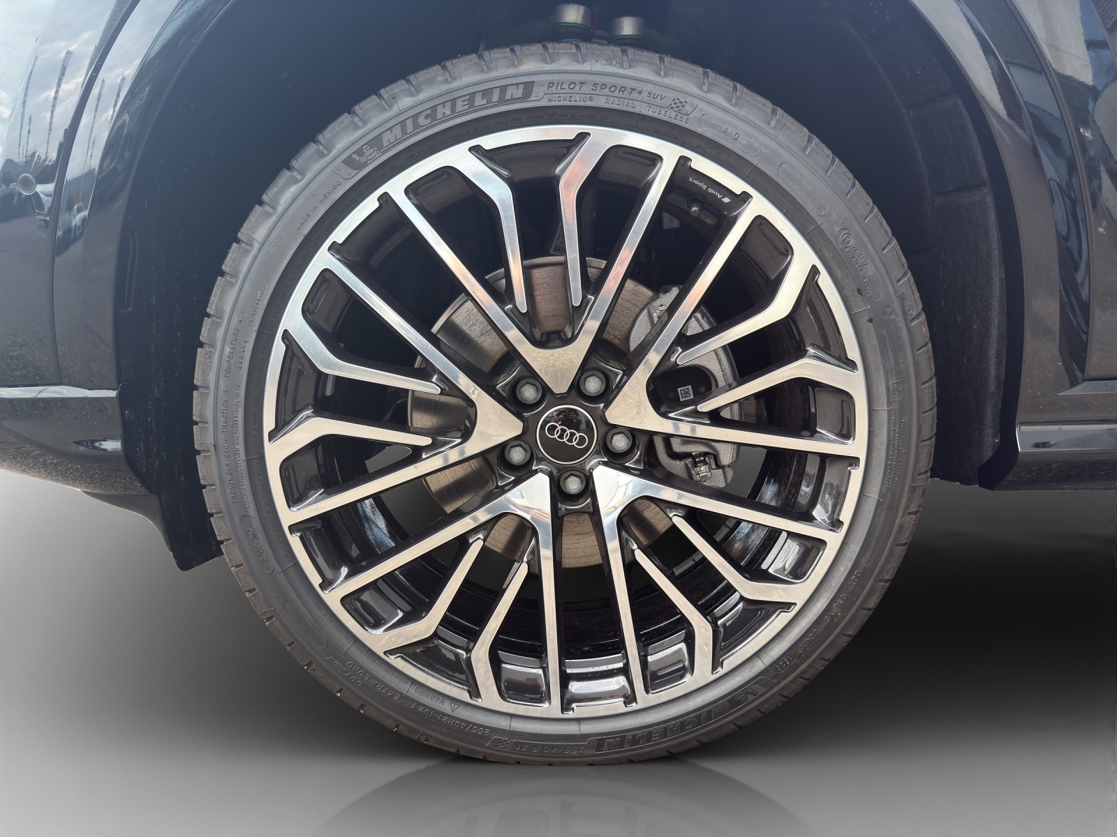 AUDI Q5 TFSI quatto 150 kW S-tronic-image-14
