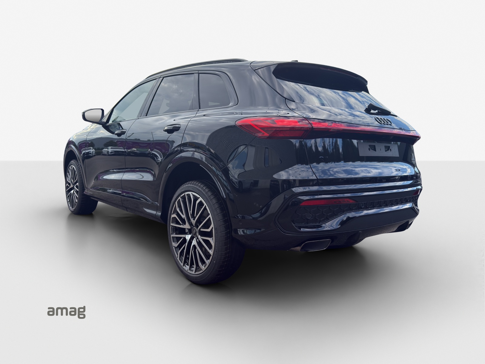 AUDI Q5 TFSI quatto 150 kW S-tronic-image-2