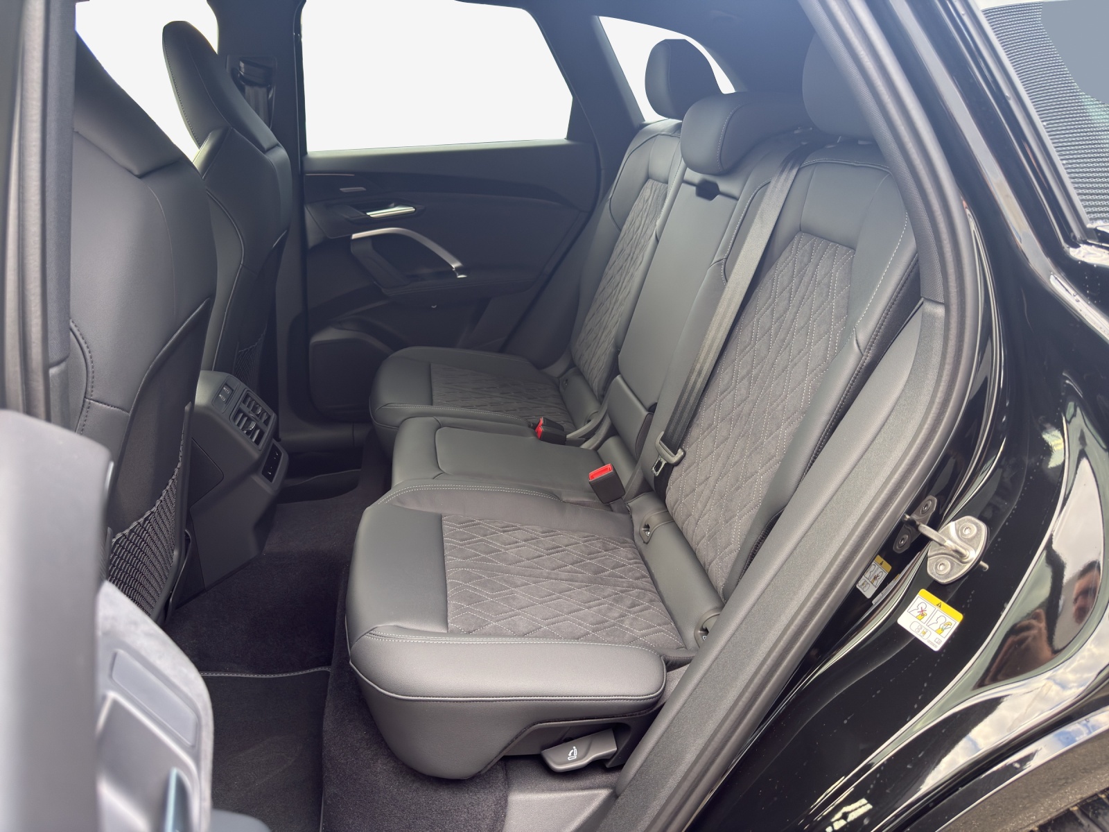 AUDI Q5 TFSI quatto 150 kW S-tronic-image-11