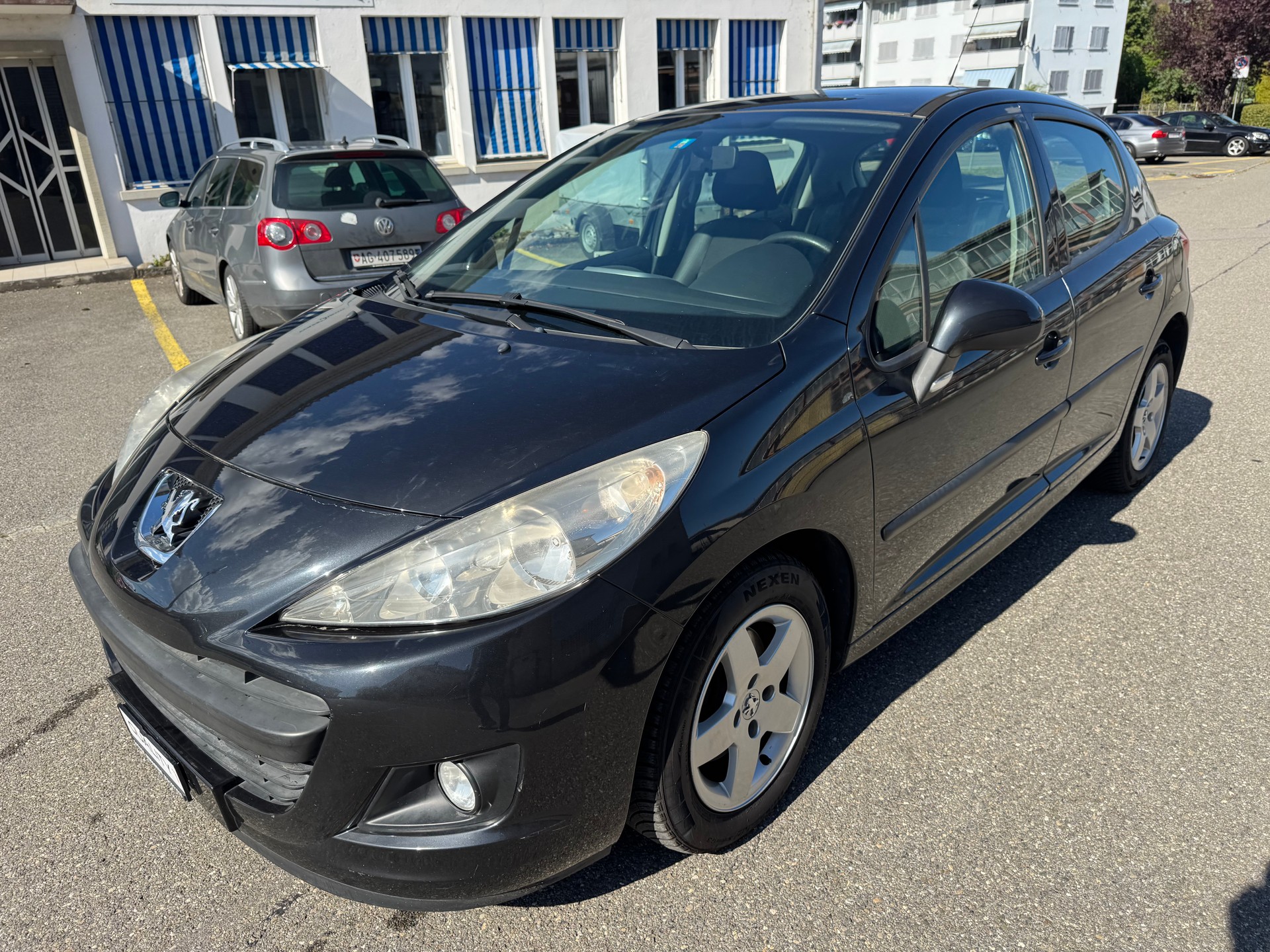 PEUGEOT 207 1.4 16V Sport-image-6