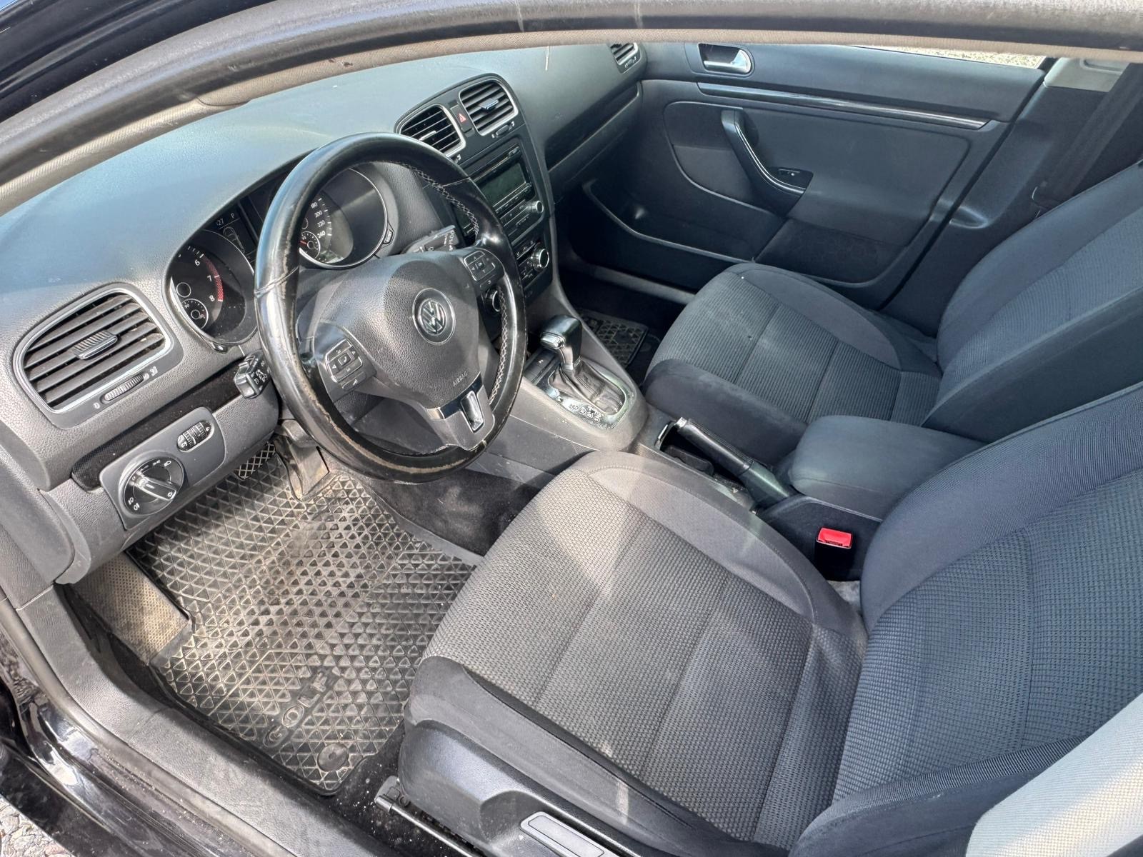 VW Golf Variant 1.4 TSI Comfortline DSG-image-6