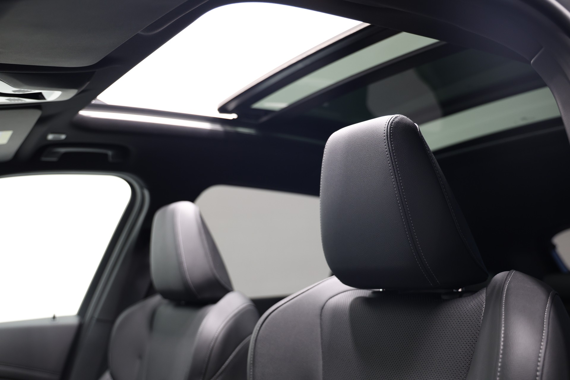 BMW X1 xDrive 23d 48V M Sport *CH-Fahrzeug*Invididual-Grau Matt Lackierung*BMW Garantie bis 10.2027*-image-21