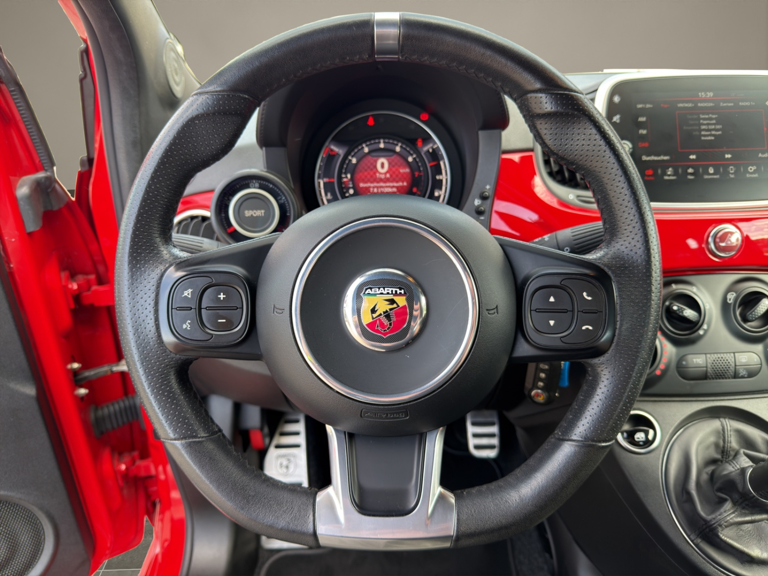 FIAT 595 Abarth 1.4 T-Jet 145-image-12