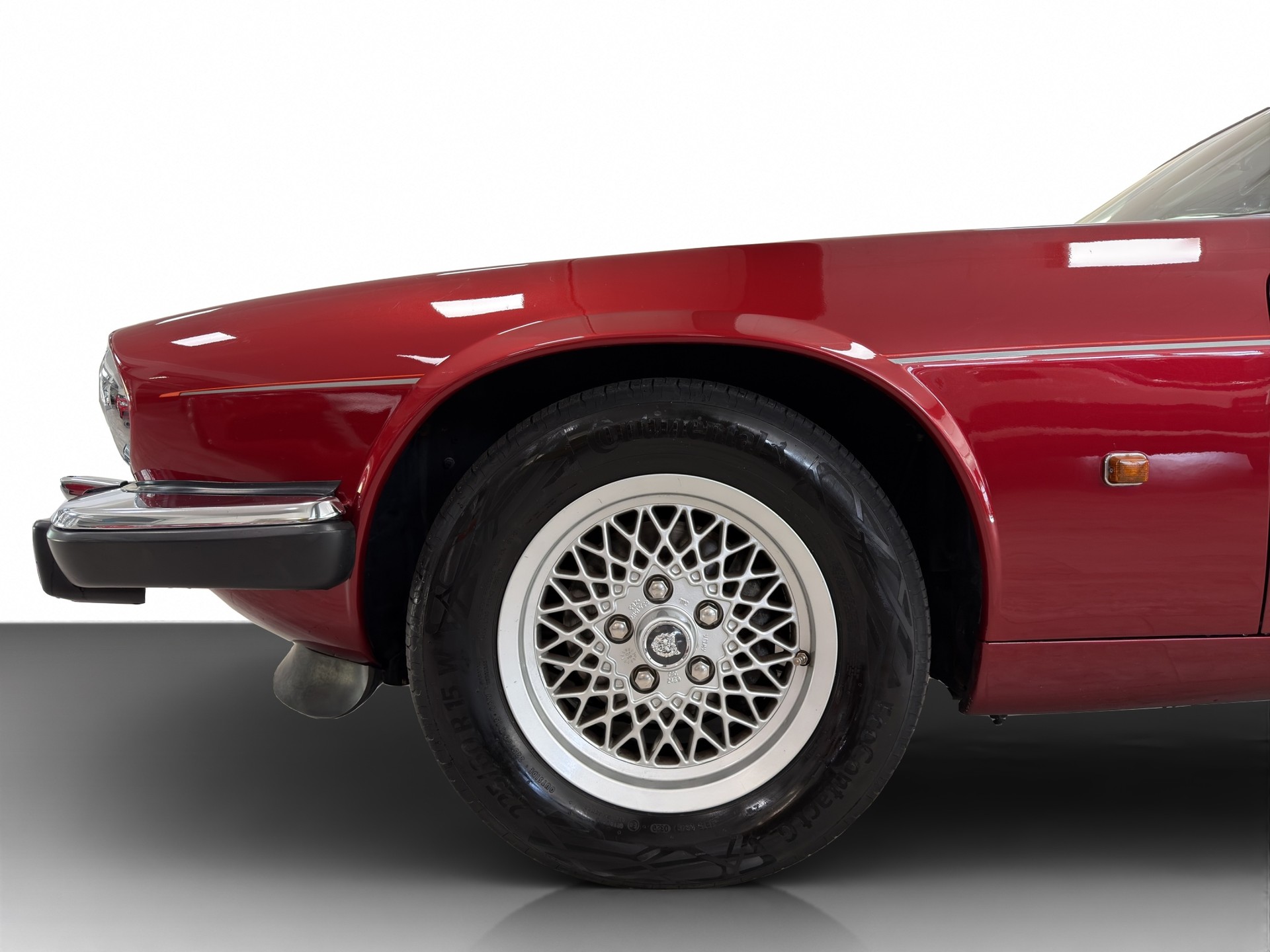 JAGUAR XJS 5.3 V12 Convertible-image-1
