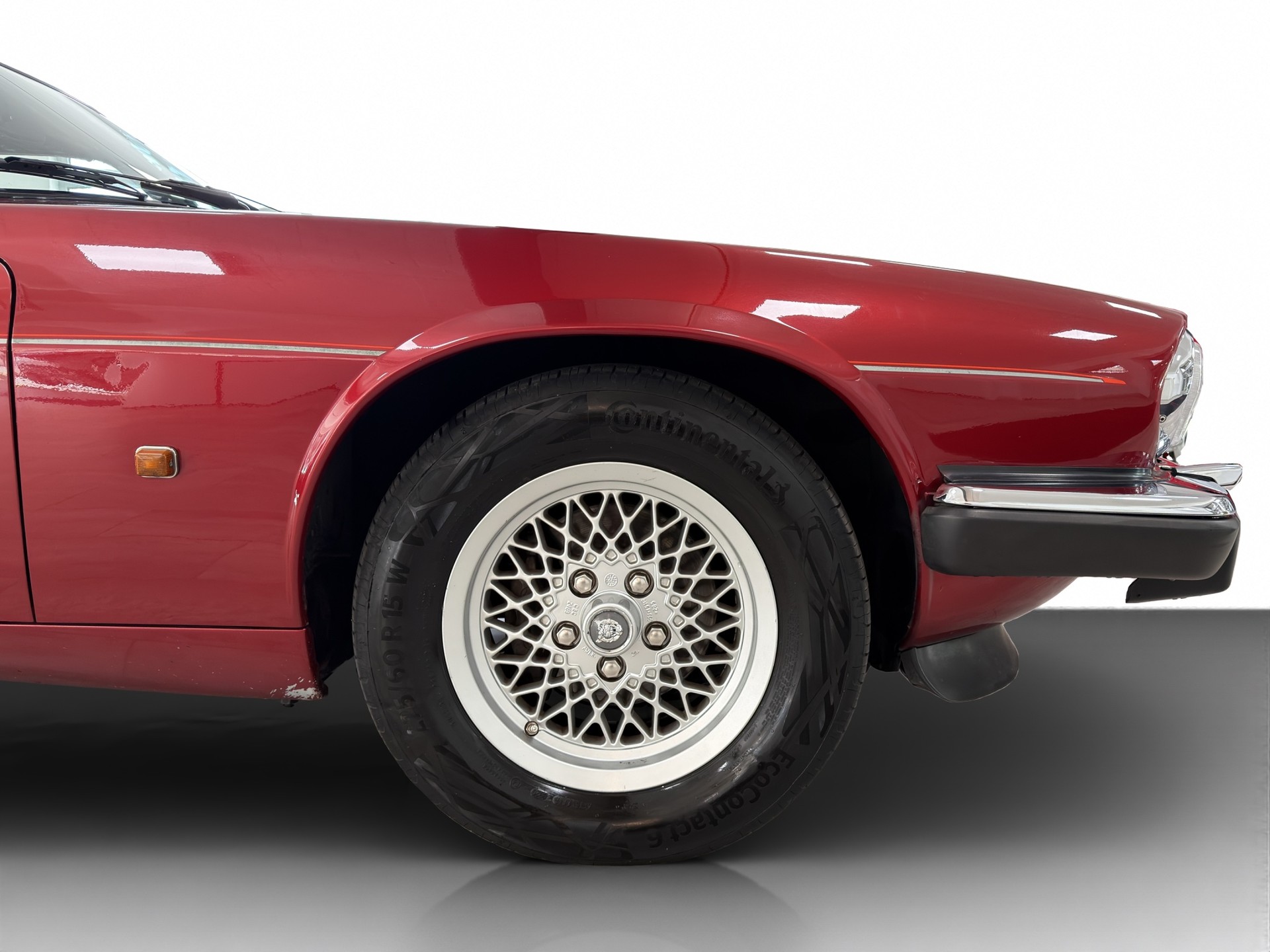 JAGUAR XJS 5.3 V12 Convertible-image-4