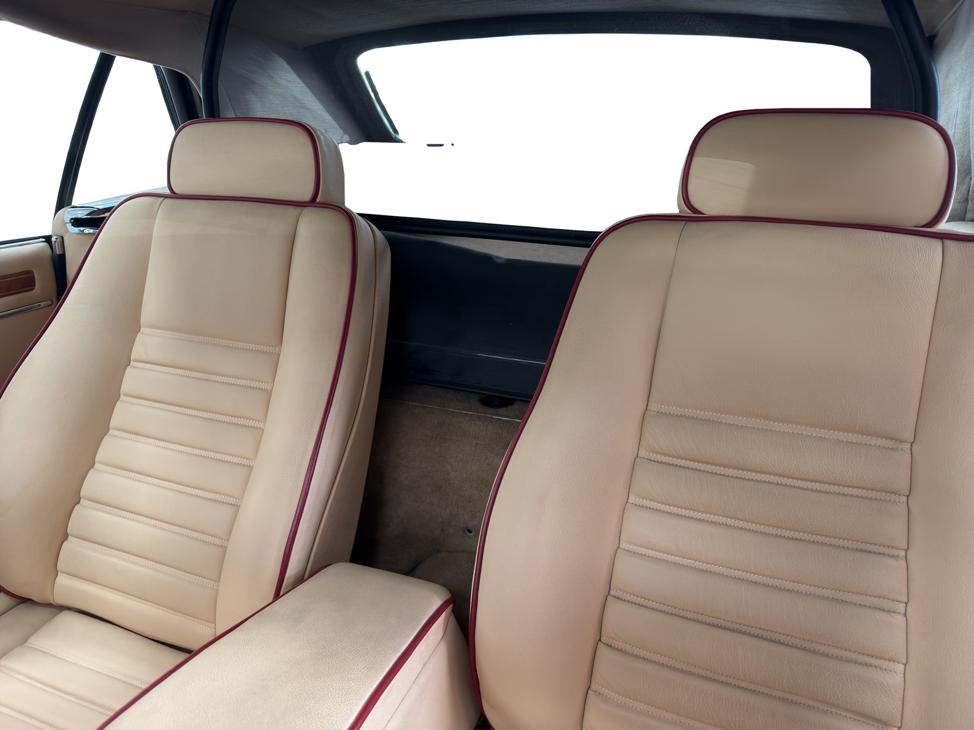 JAGUAR XJS 5.3 V12 Convertible-image-15