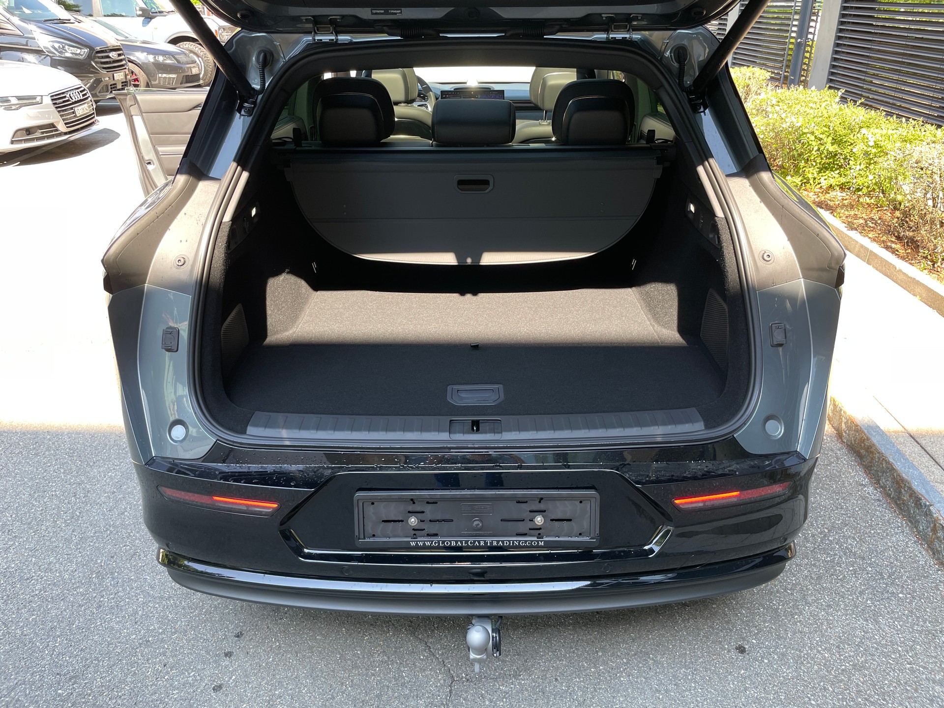 ZEEKR 7X 100kWh Privilege AWD mit Comfort und Cockpitpaket, AHK, Modell 2026-image-4